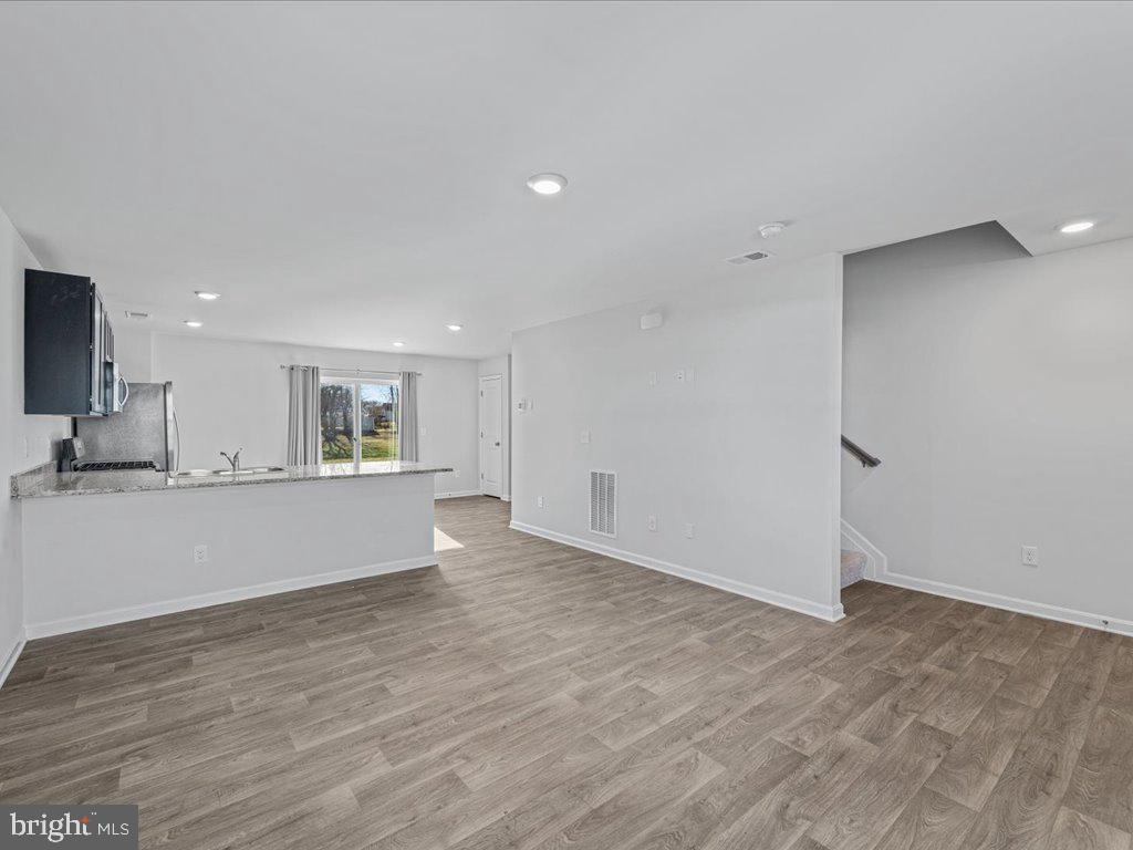 SHENANDOAH CROSSING - Residential Lease