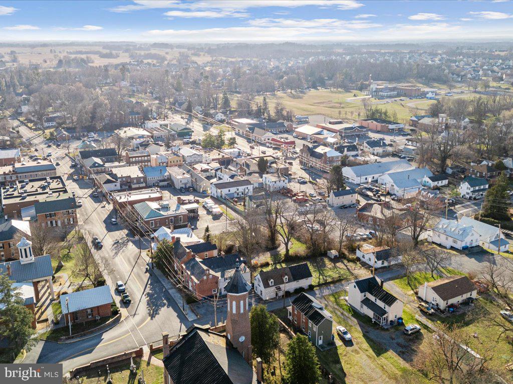 SHENANDOAH CROSSING - Residential Lease