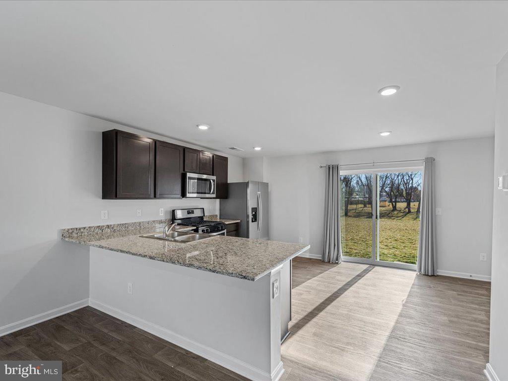 SHENANDOAH CROSSING - Residential Lease