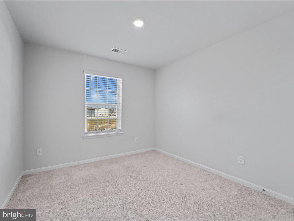 SHENANDOAH CROSSING - Residential Lease