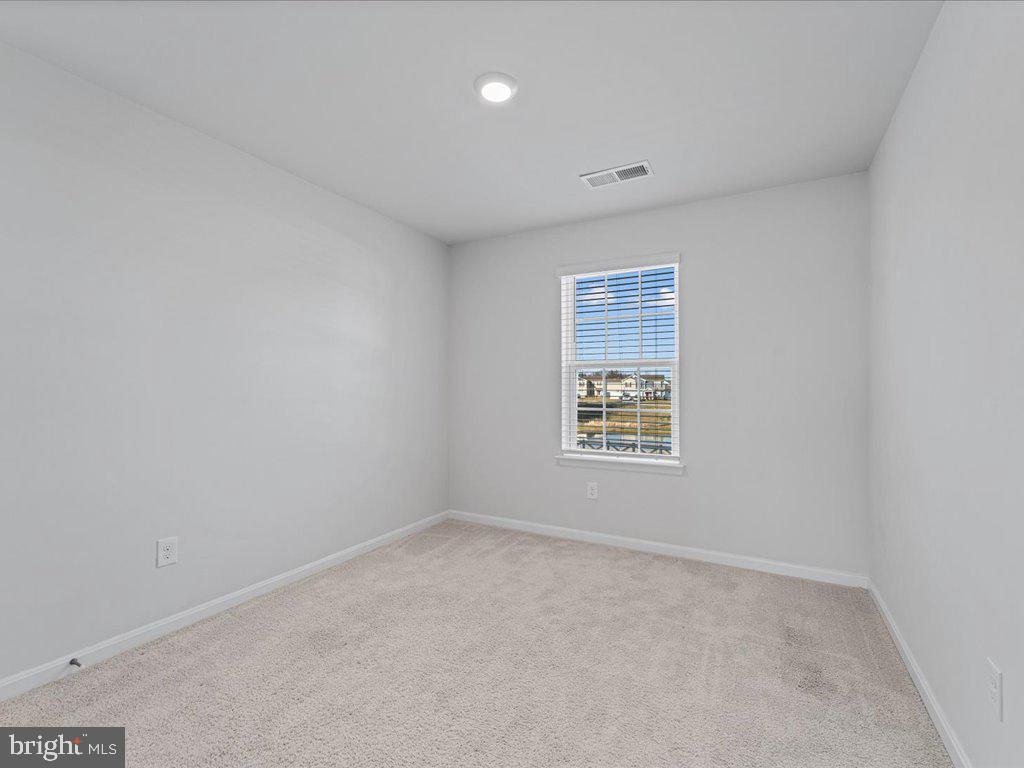 SHENANDOAH CROSSING - Residential Lease