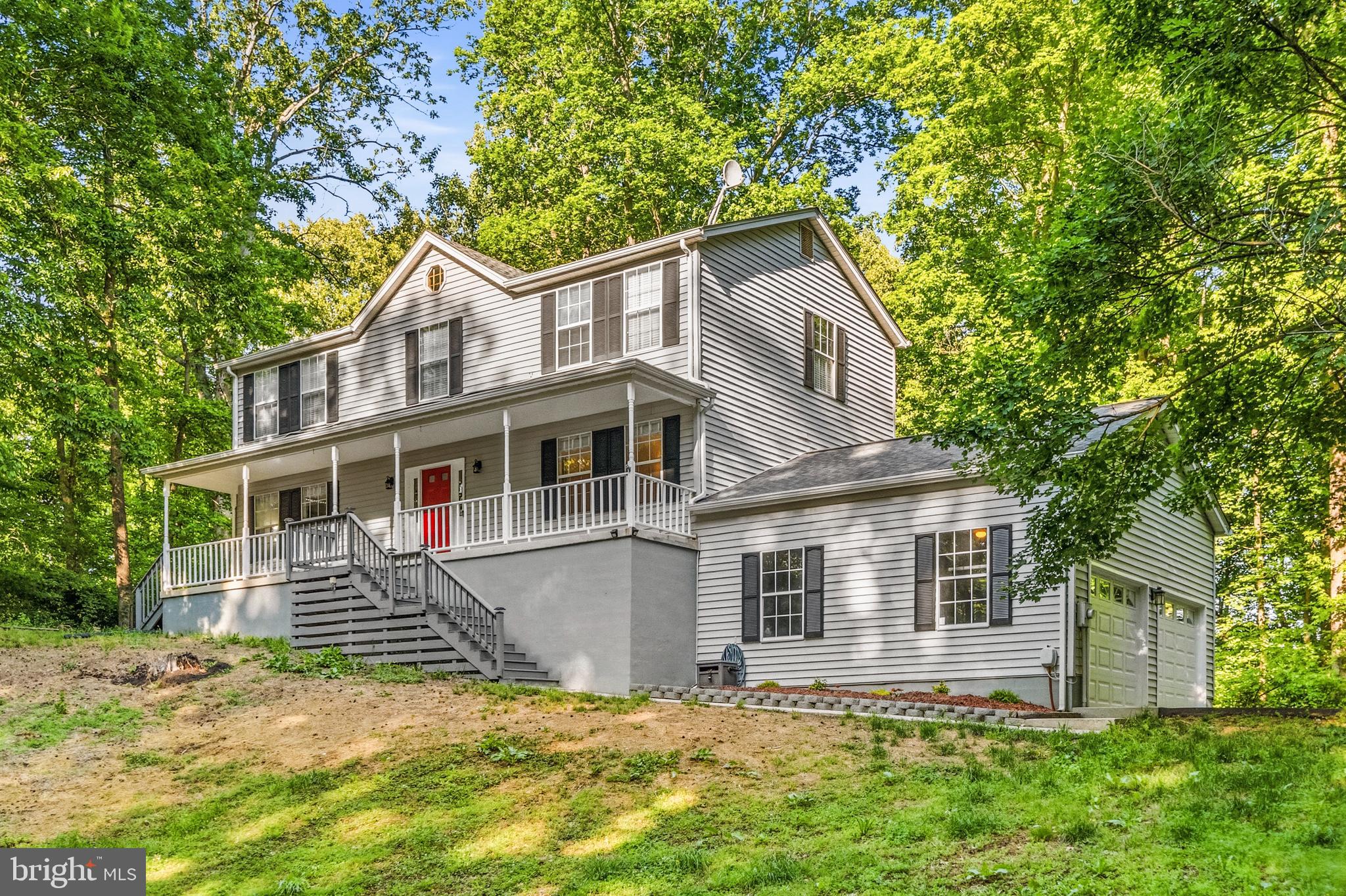 MAXWELL HALL - Residential