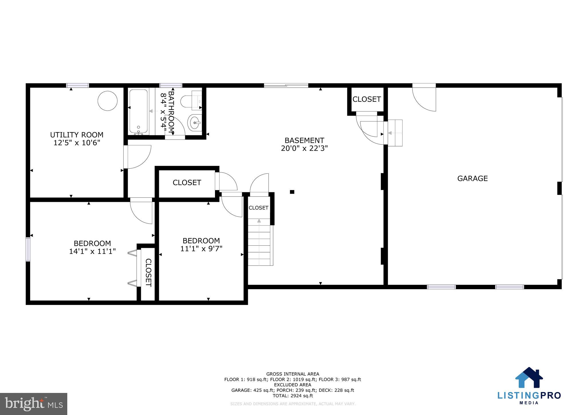 MAXWELL HALL - Residential