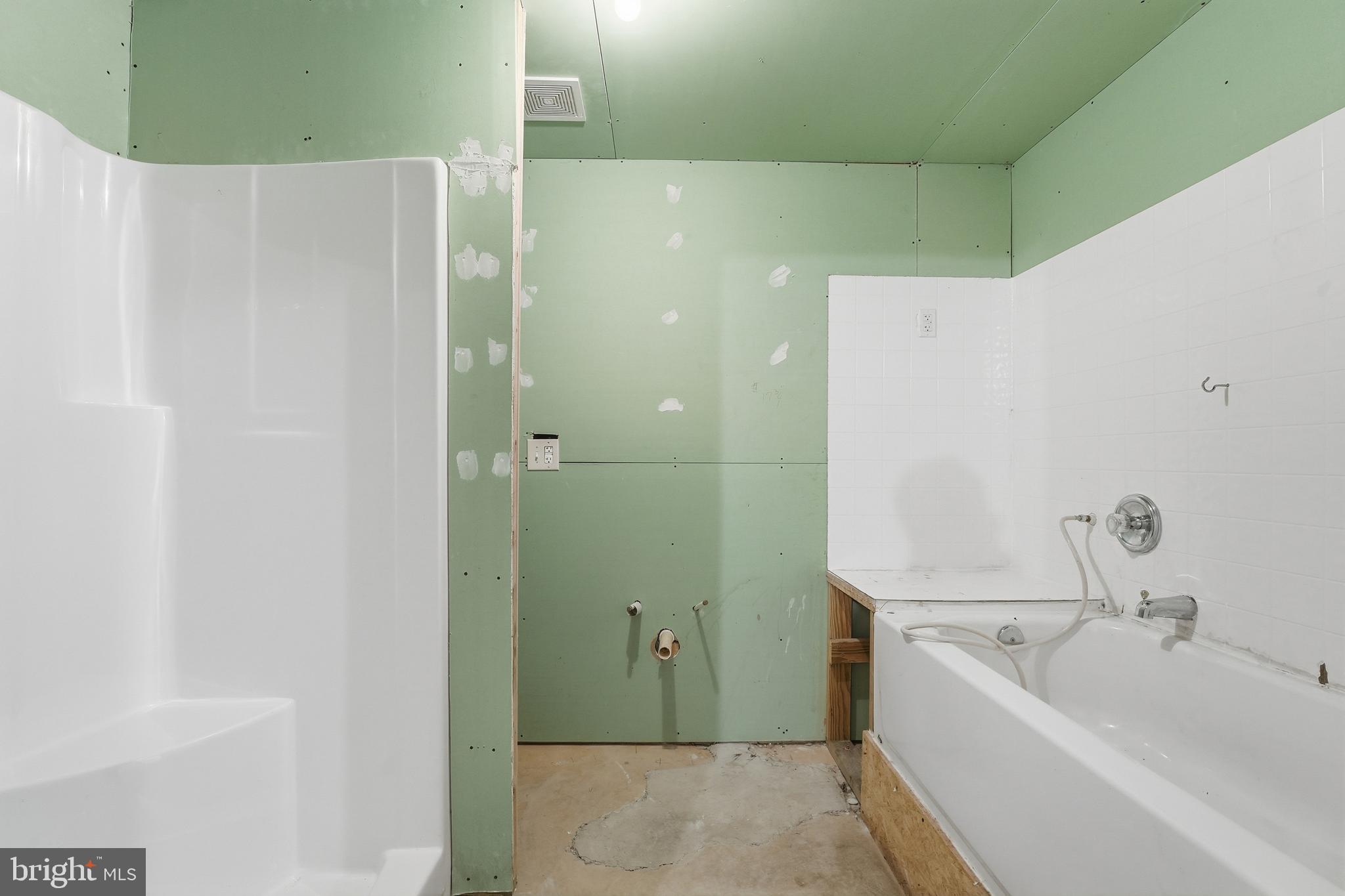 LAKEVIEW OF CULPEPER - Residential