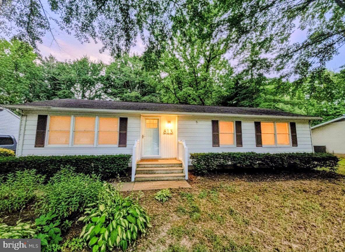 813 DIXON DRIVE