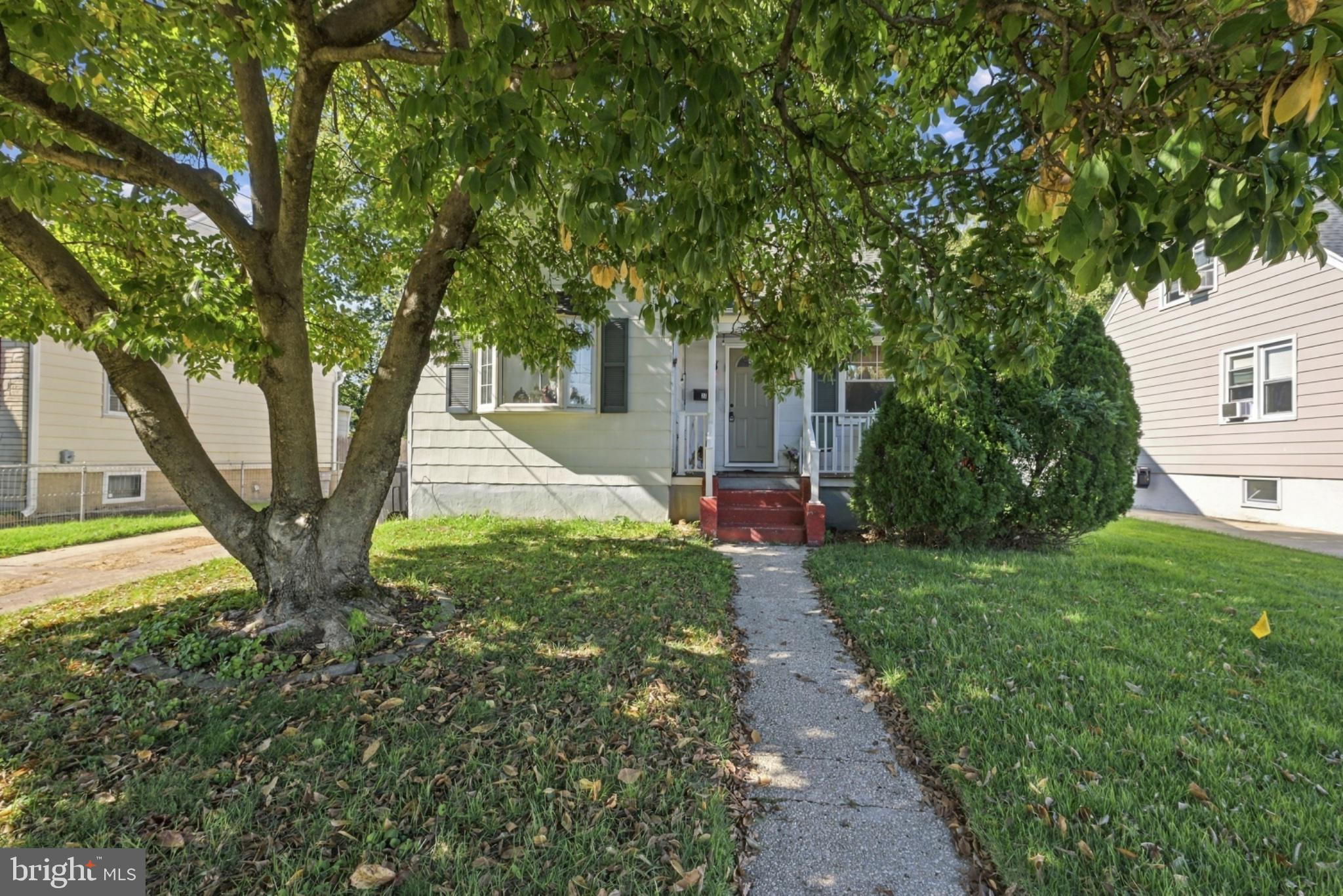 27 5TH AVENUE