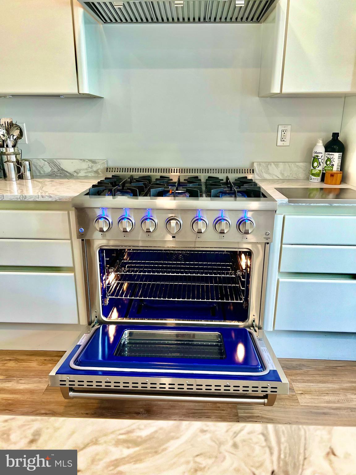 VILLAGES OF URBANA - Residential Lease