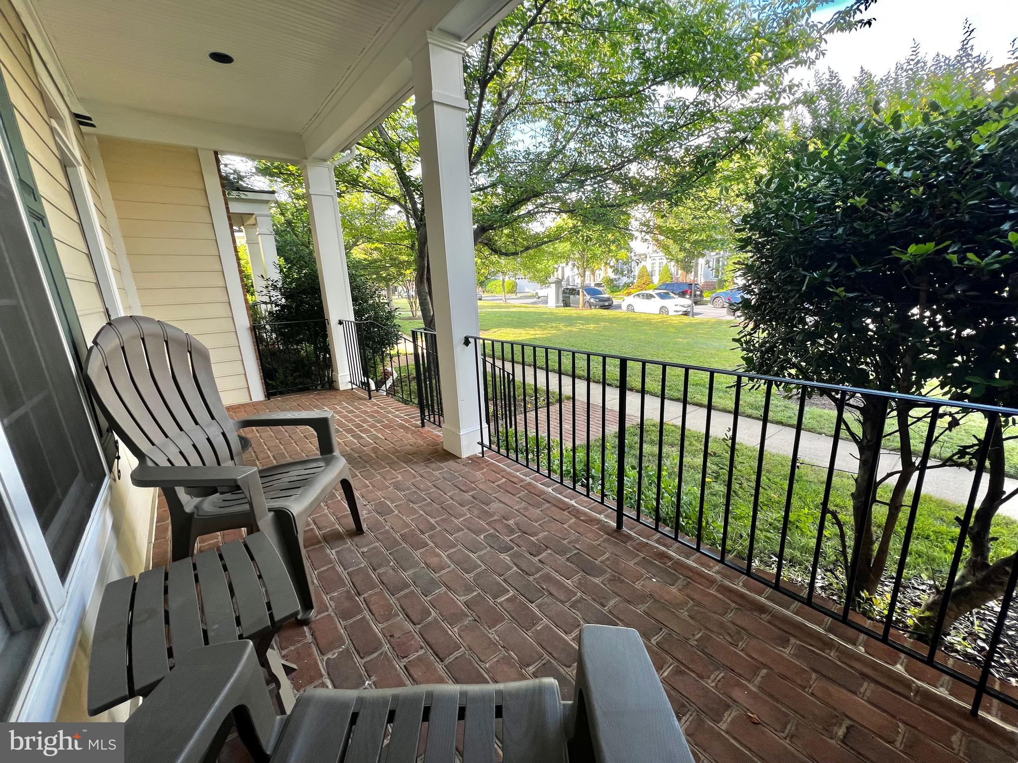 VILLAGES OF URBANA - Residential Lease