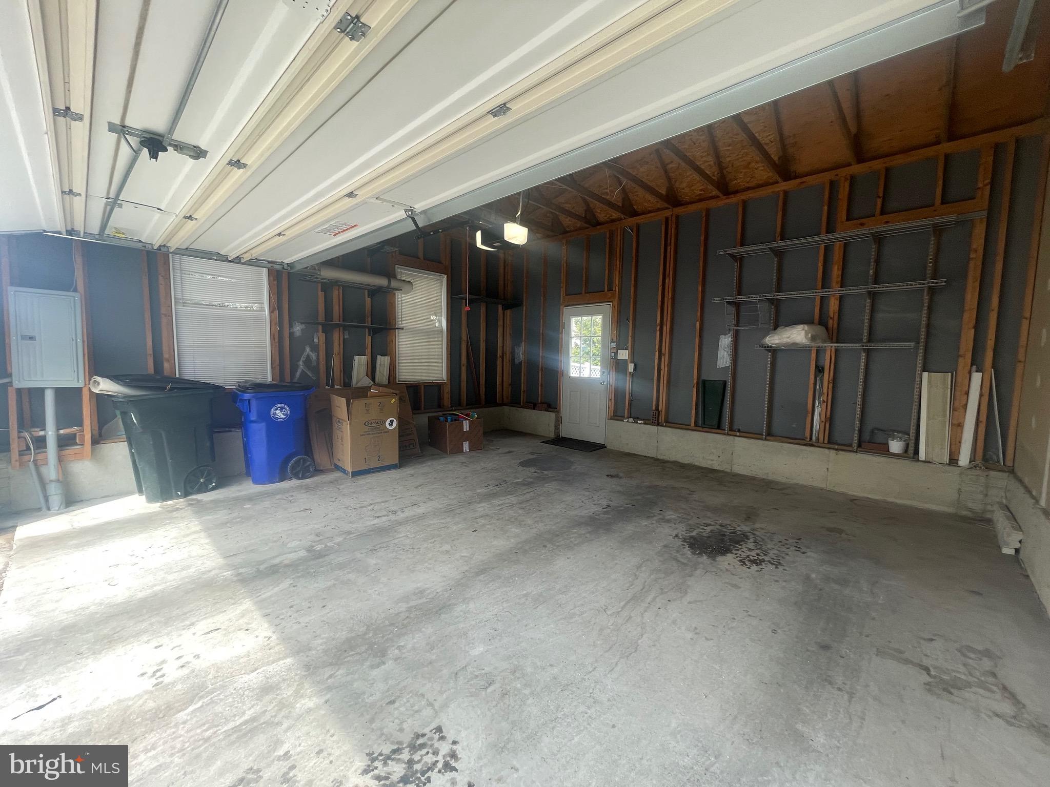 VILLAGES OF URBANA - Residential Lease