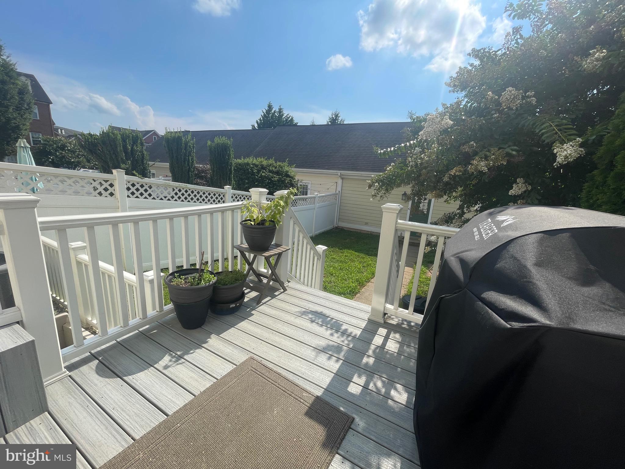 VILLAGES OF URBANA - Residential Lease