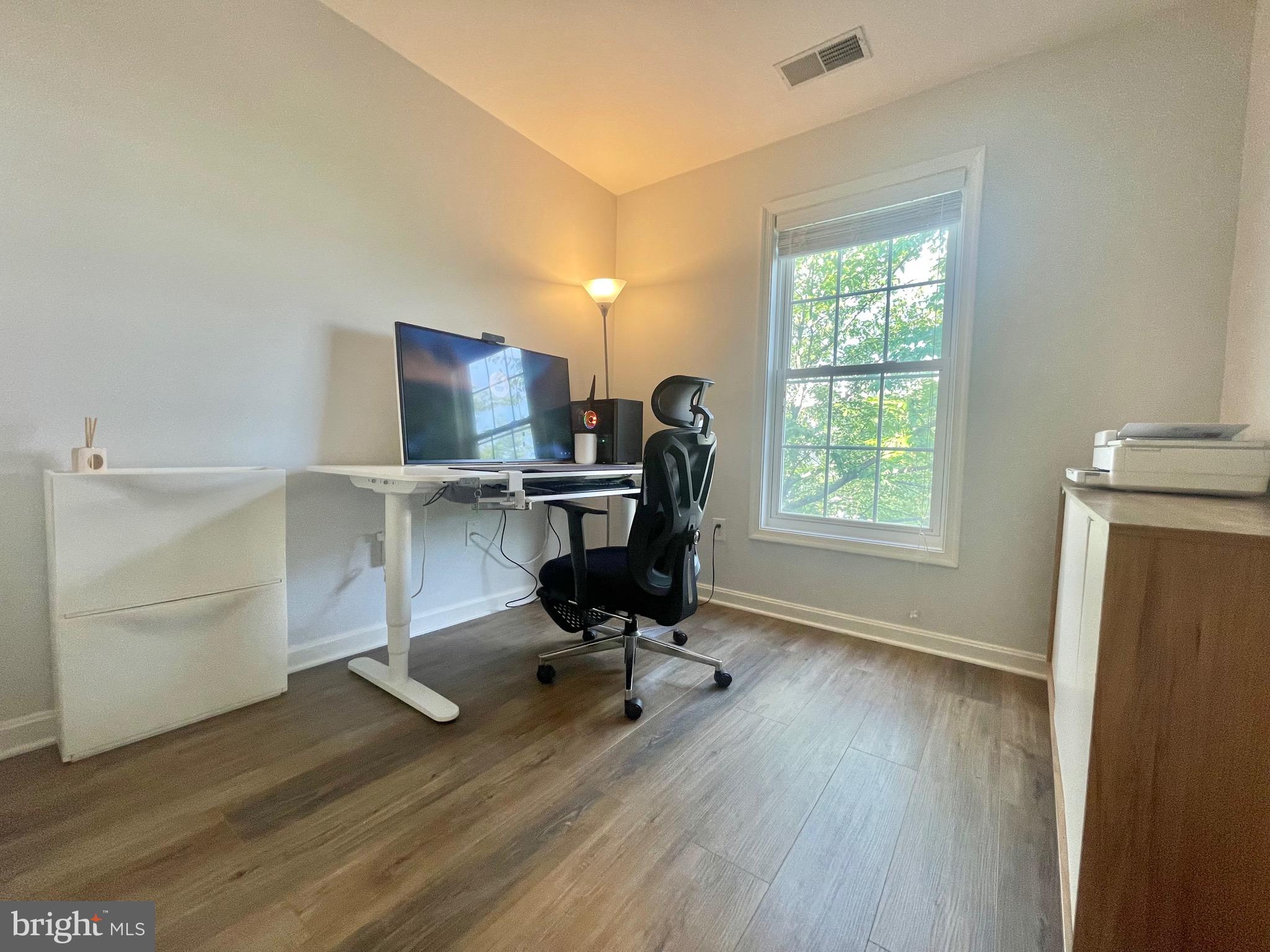 VILLAGES OF URBANA - Residential Lease