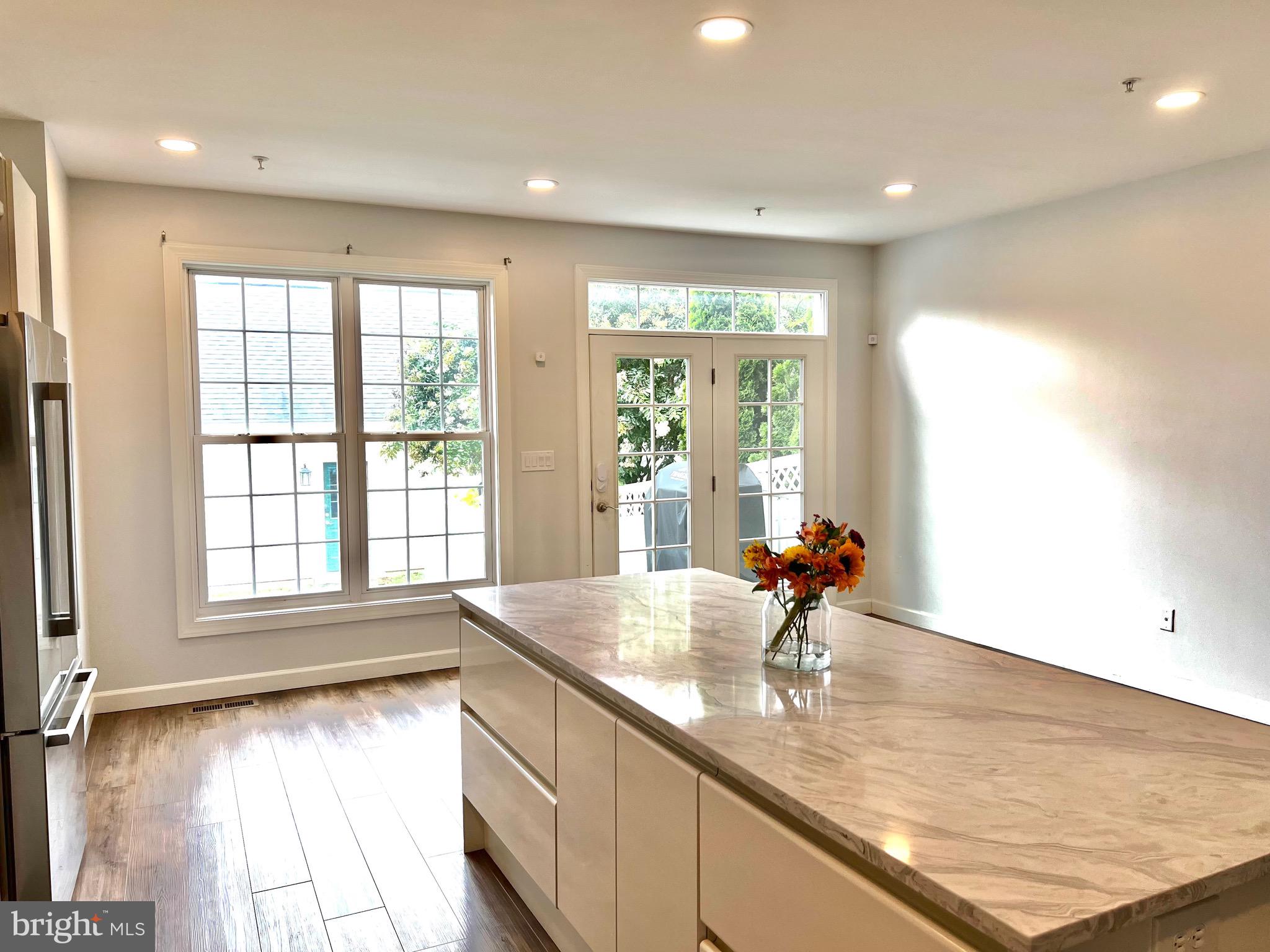 VILLAGES OF URBANA - Residential Lease