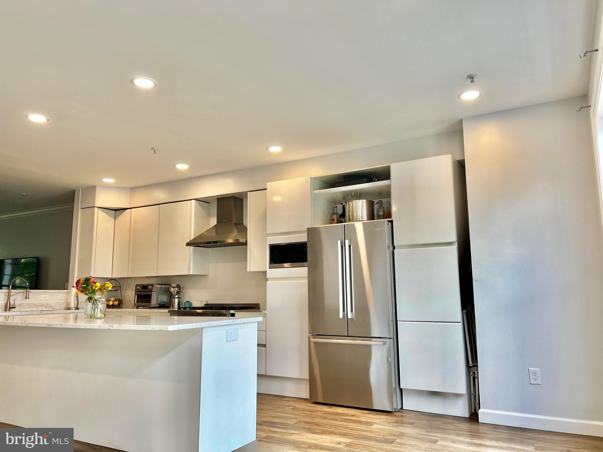 VILLAGES OF URBANA - Residential Lease