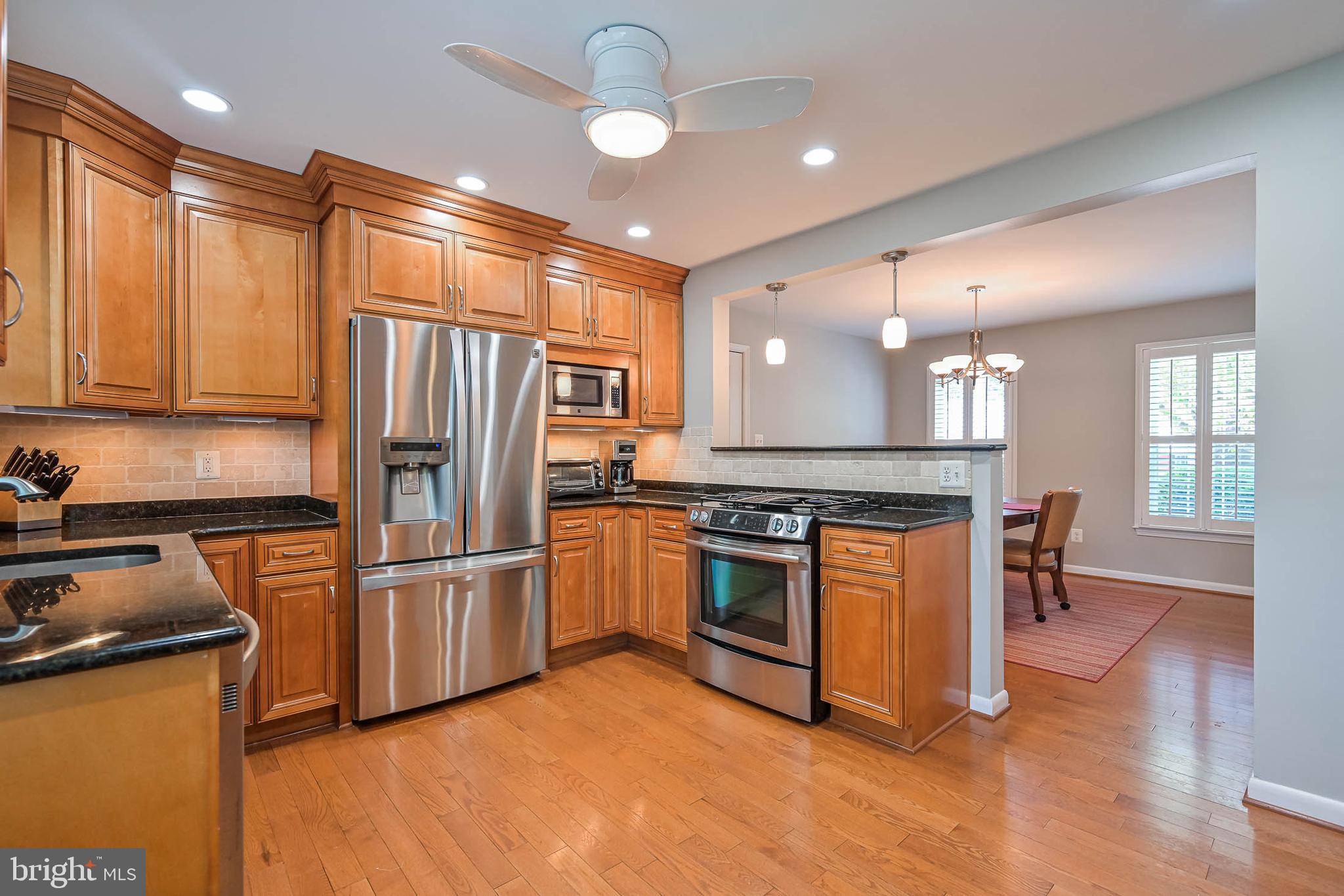 LAKE BRADDOCK - Residential