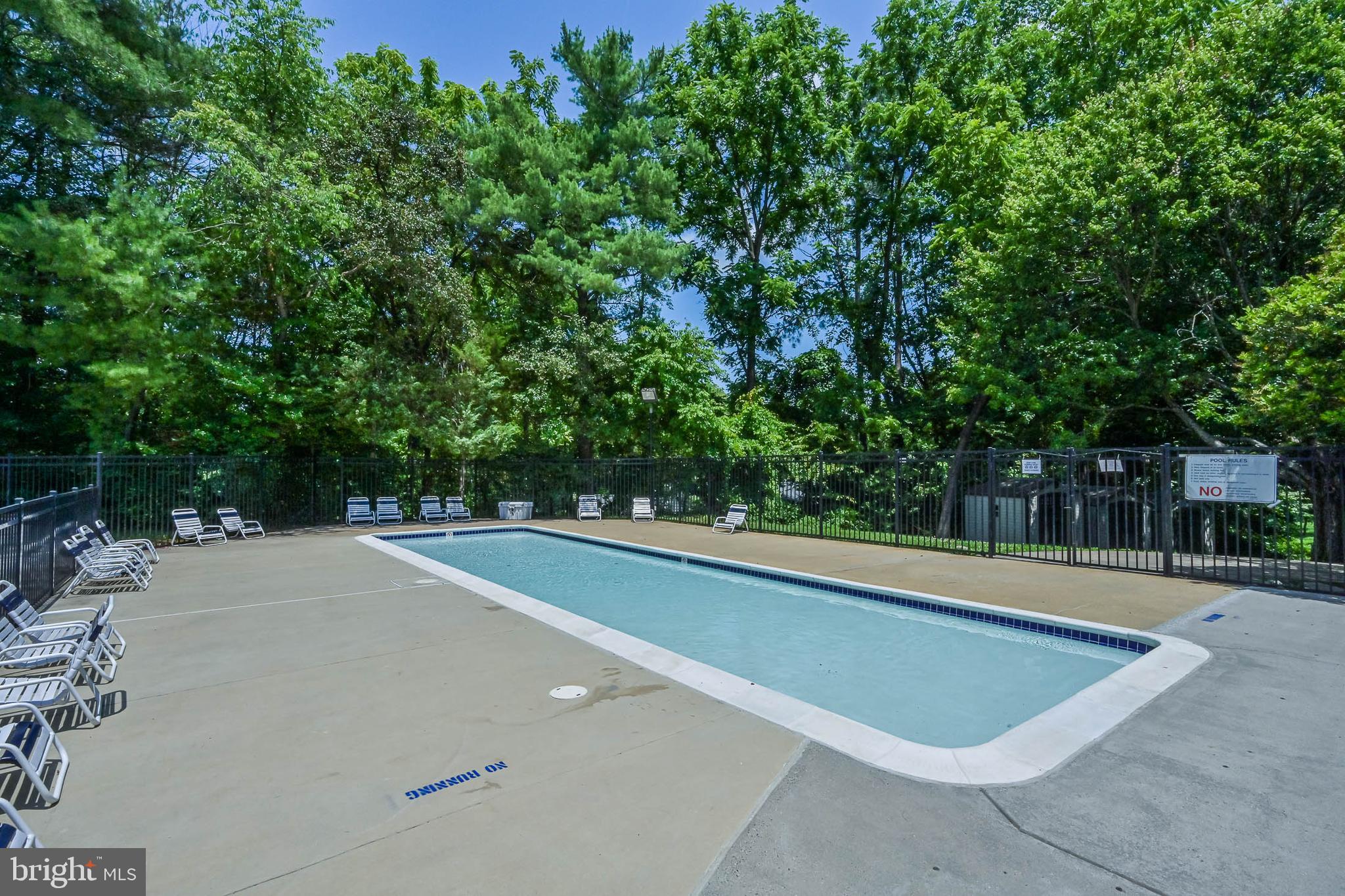 LAKE BRADDOCK - Residential