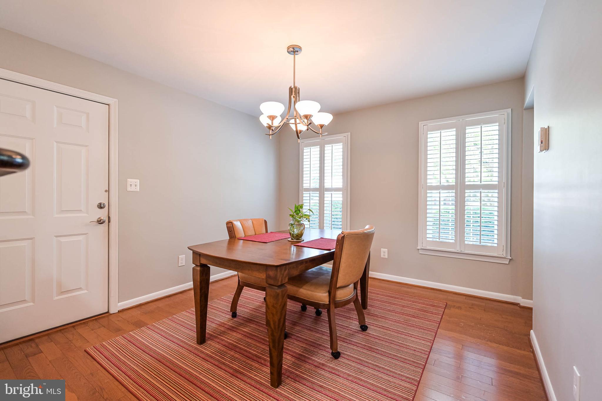 LAKE BRADDOCK - Residential