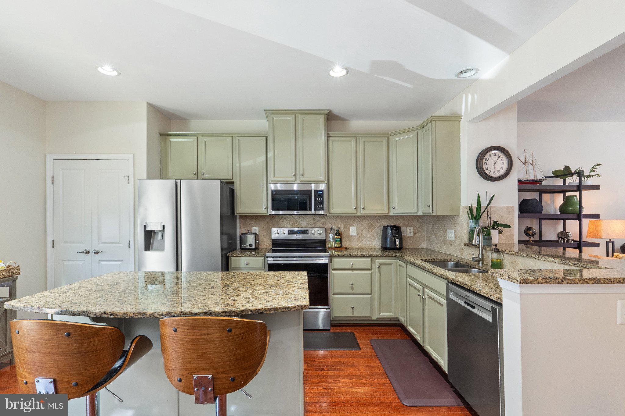 HEATHCOTE COMMONS - Residential