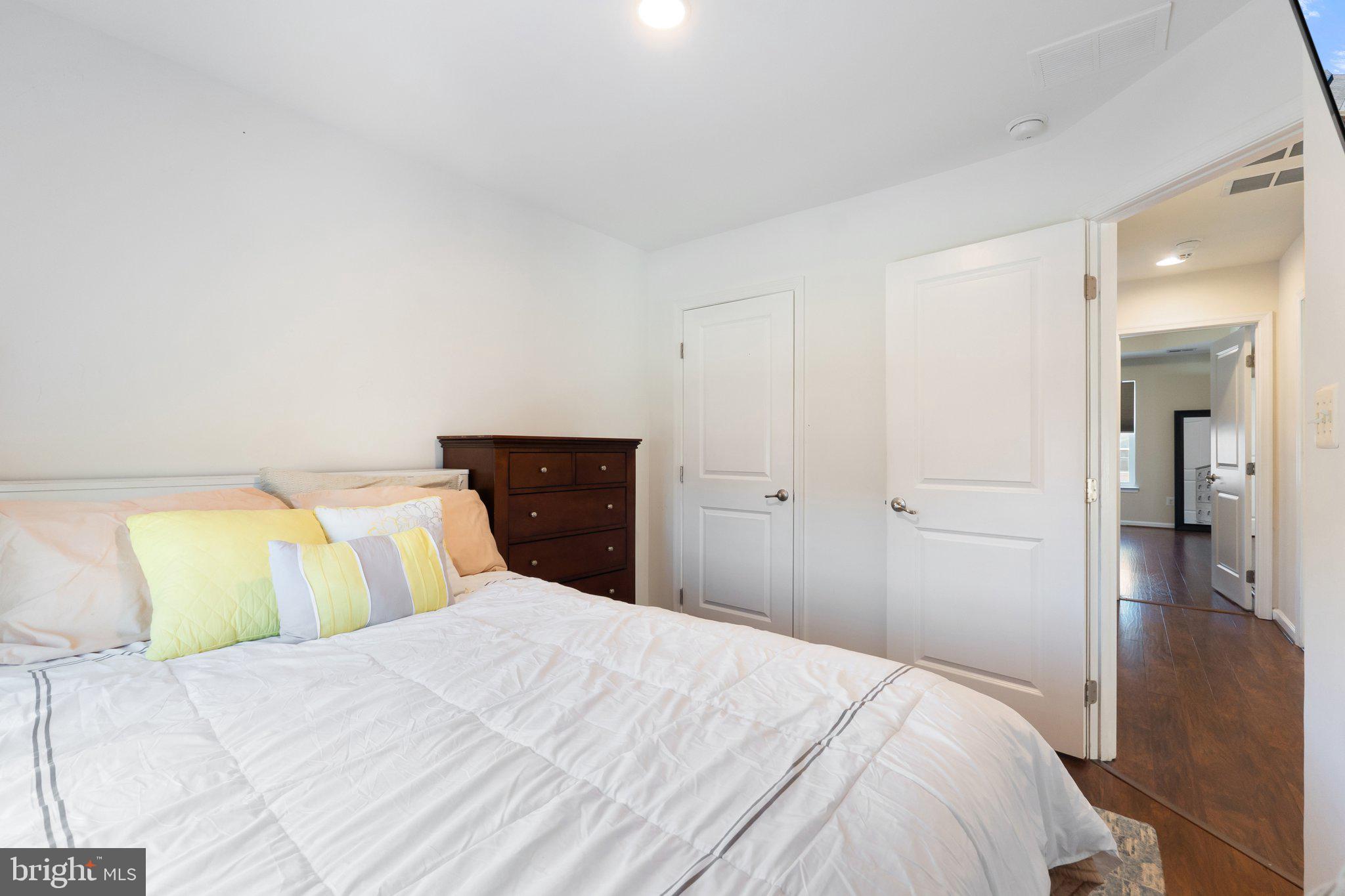 HEATHCOTE COMMONS - Residential