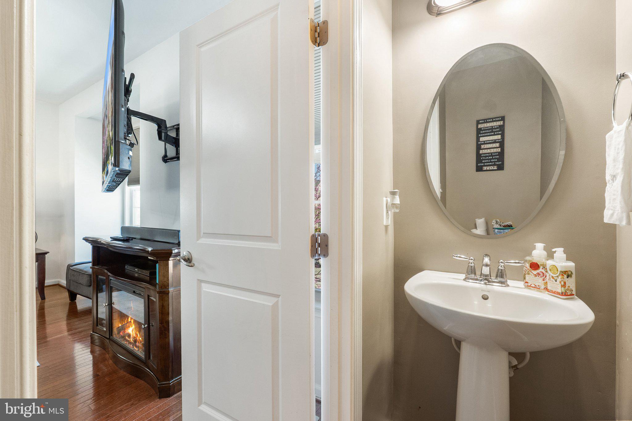 HEATHCOTE COMMONS - Residential