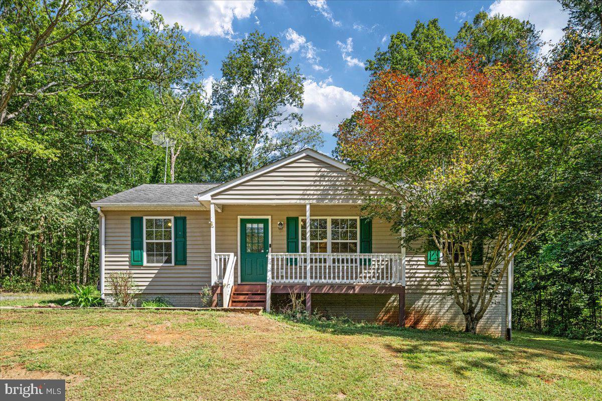 12064 DEERFIELD LANE