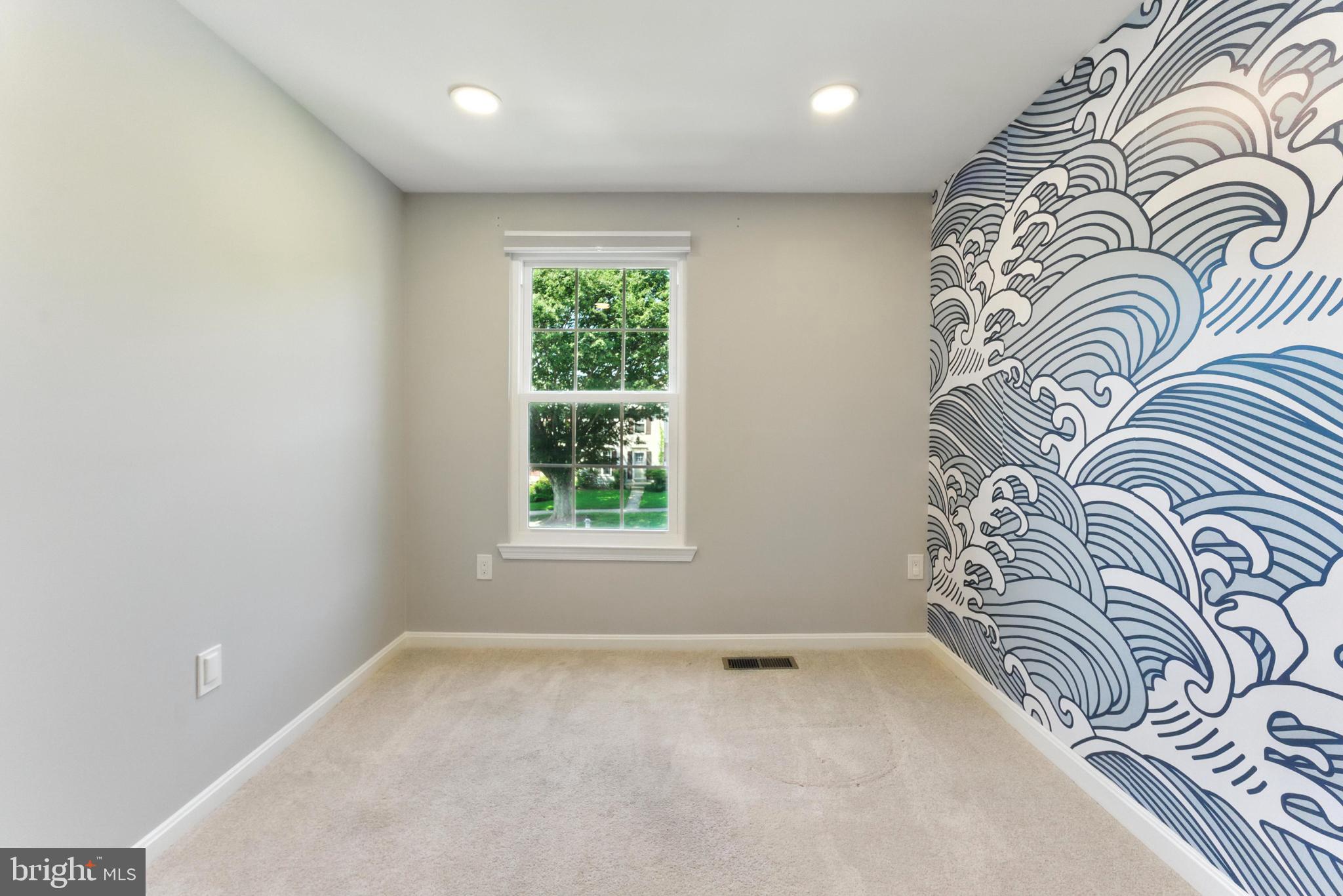 HALLOWELL - Residential