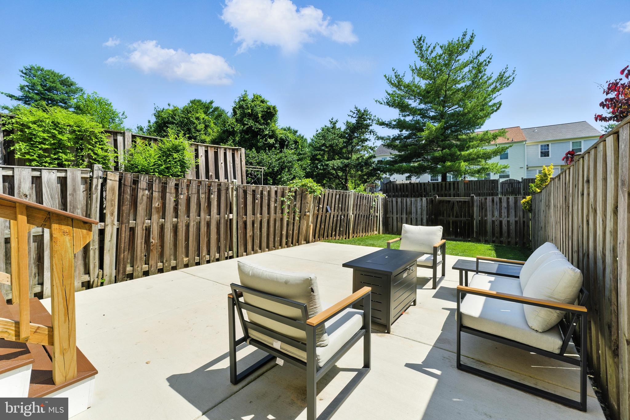 HALLOWELL - Residential