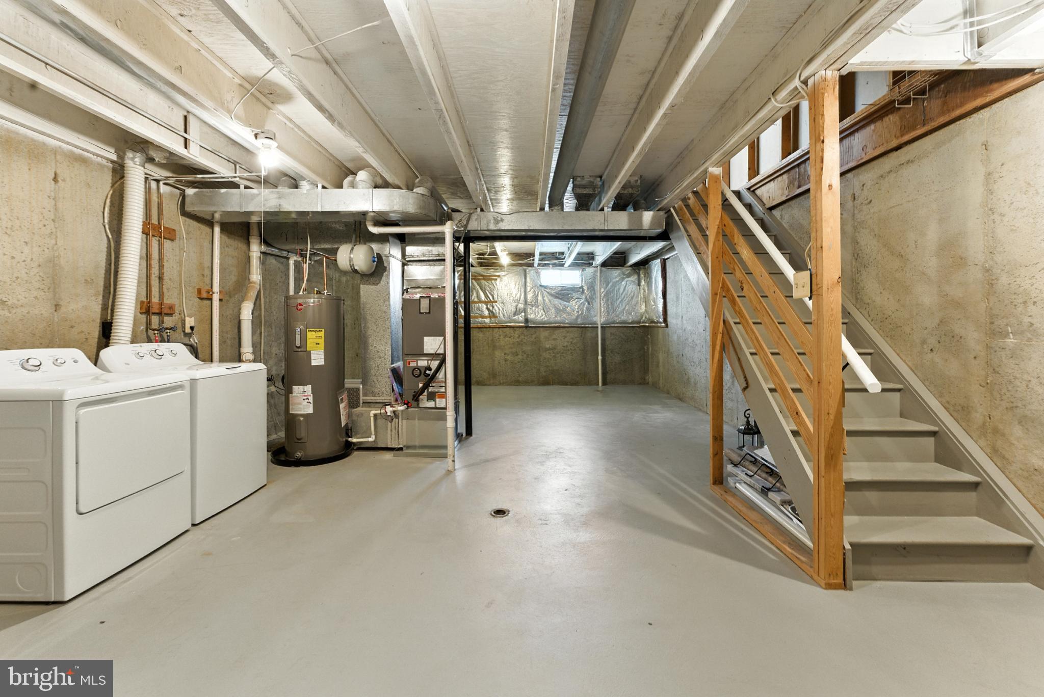 HALLOWELL - Residential