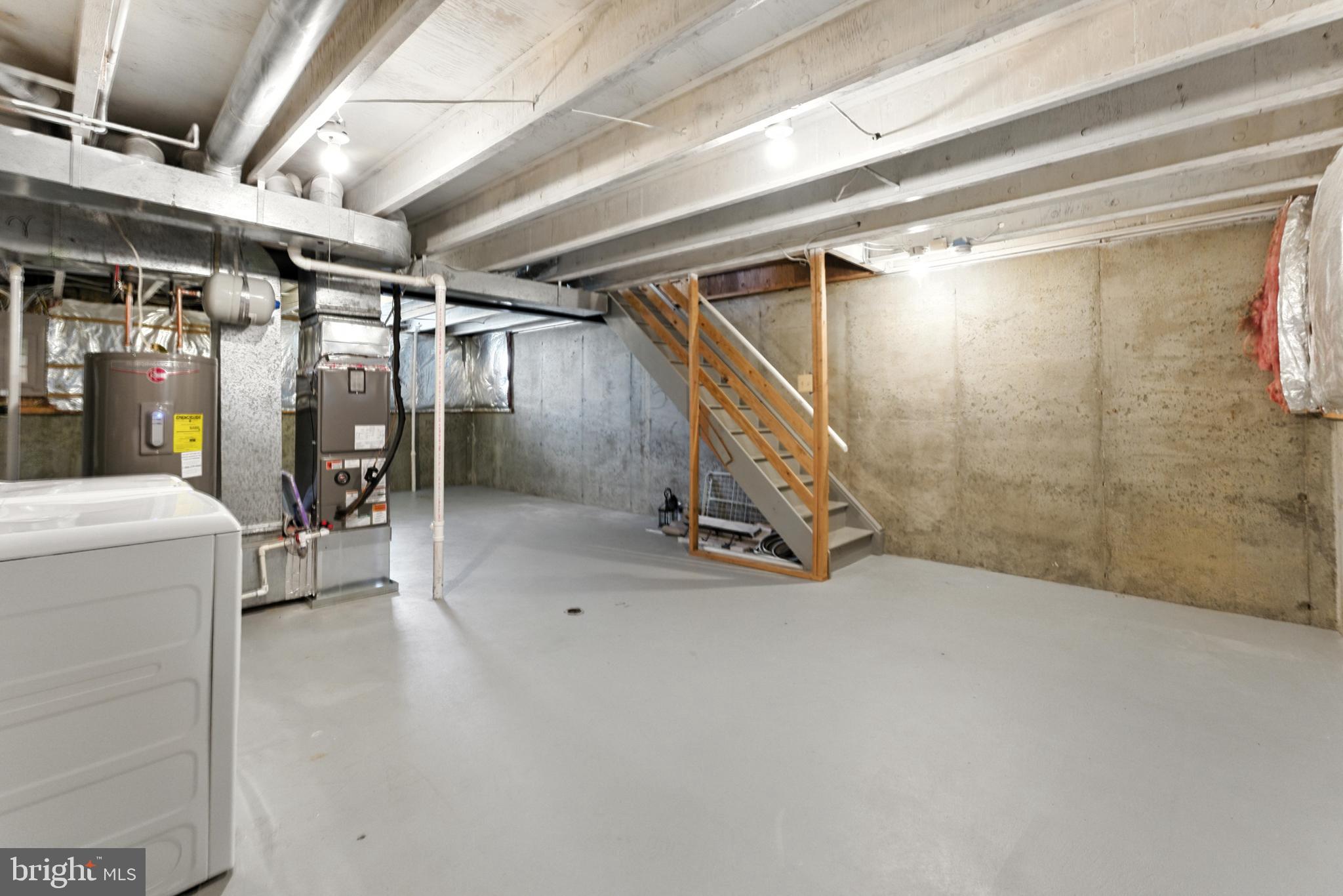 HALLOWELL - Residential