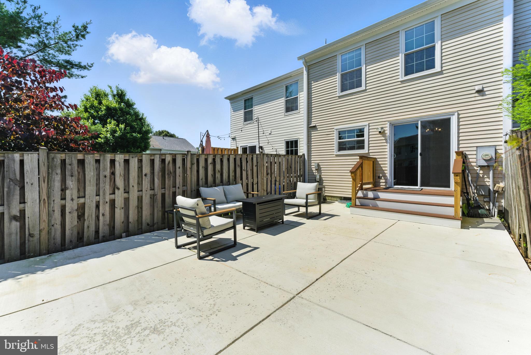 HALLOWELL - Residential