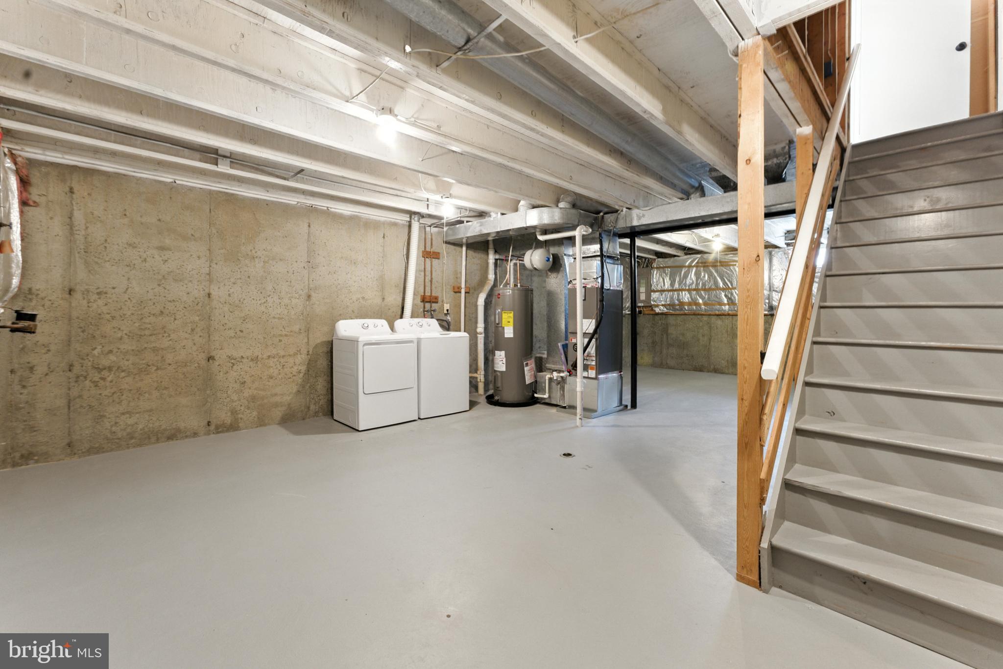 HALLOWELL - Residential