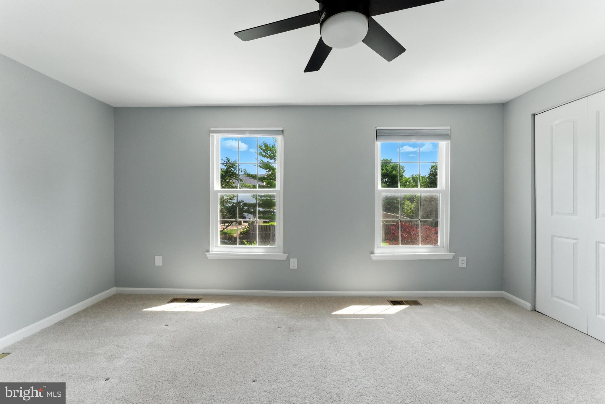 HALLOWELL - Residential