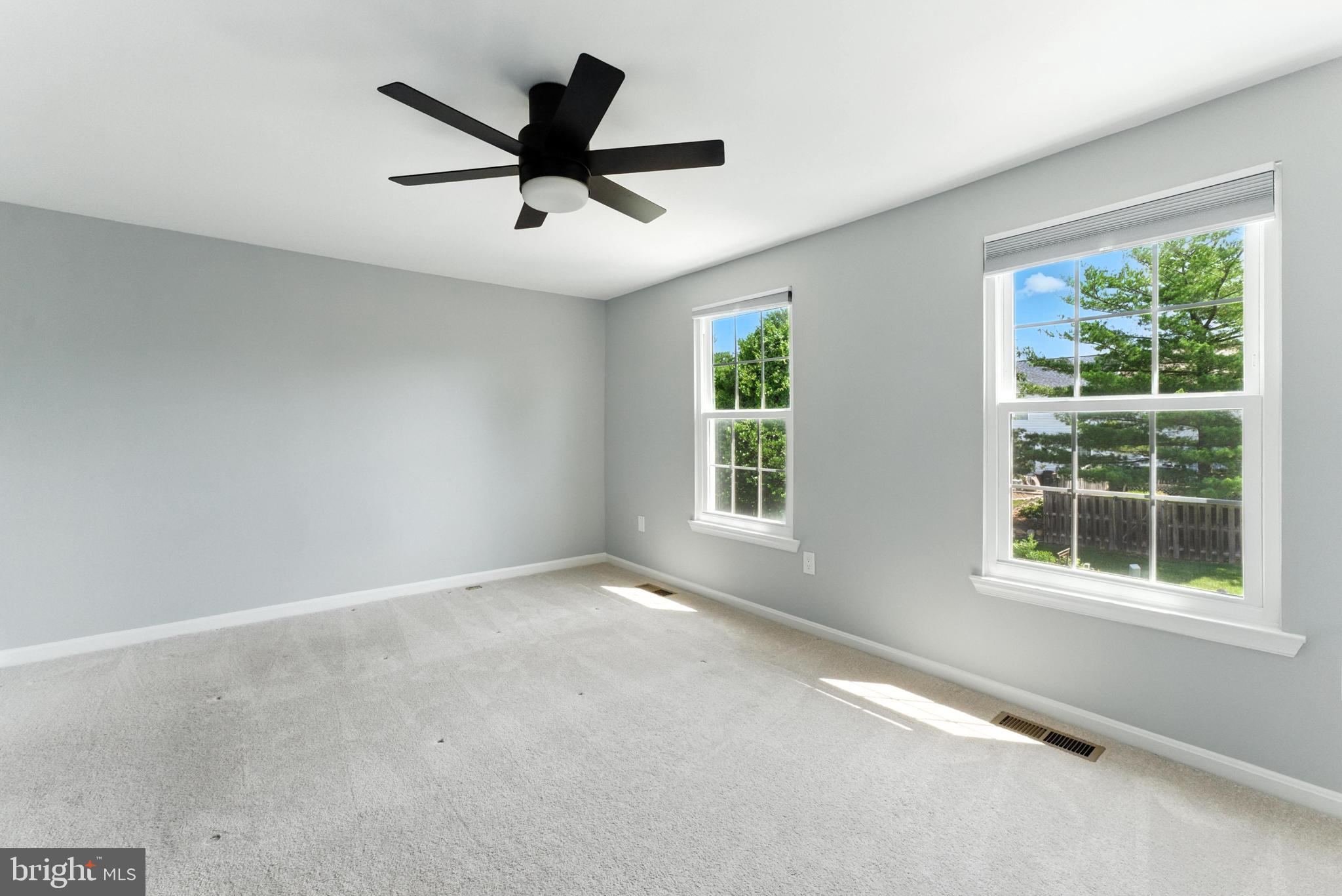 HALLOWELL - Residential