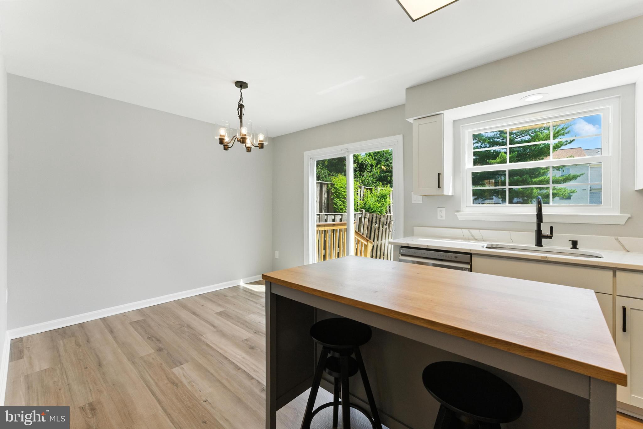 HALLOWELL - Residential