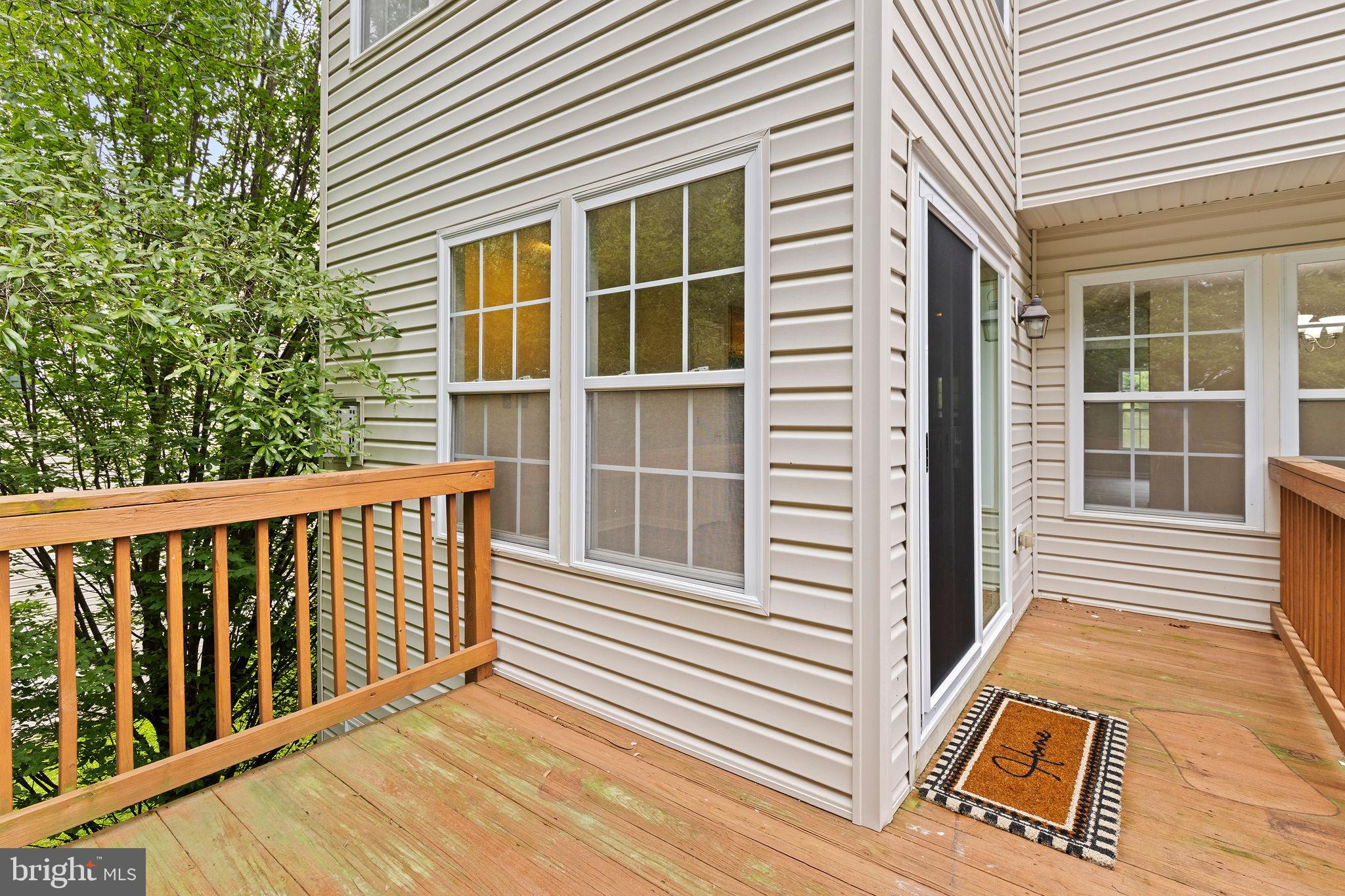 HOLLY WOODS - Residential