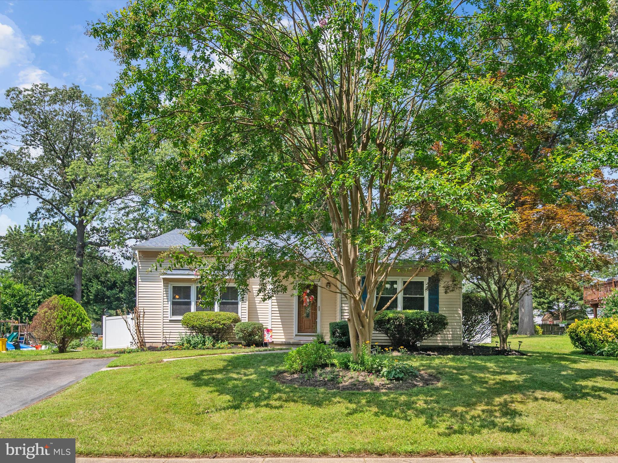 507 VILLA CAROL DRIVE