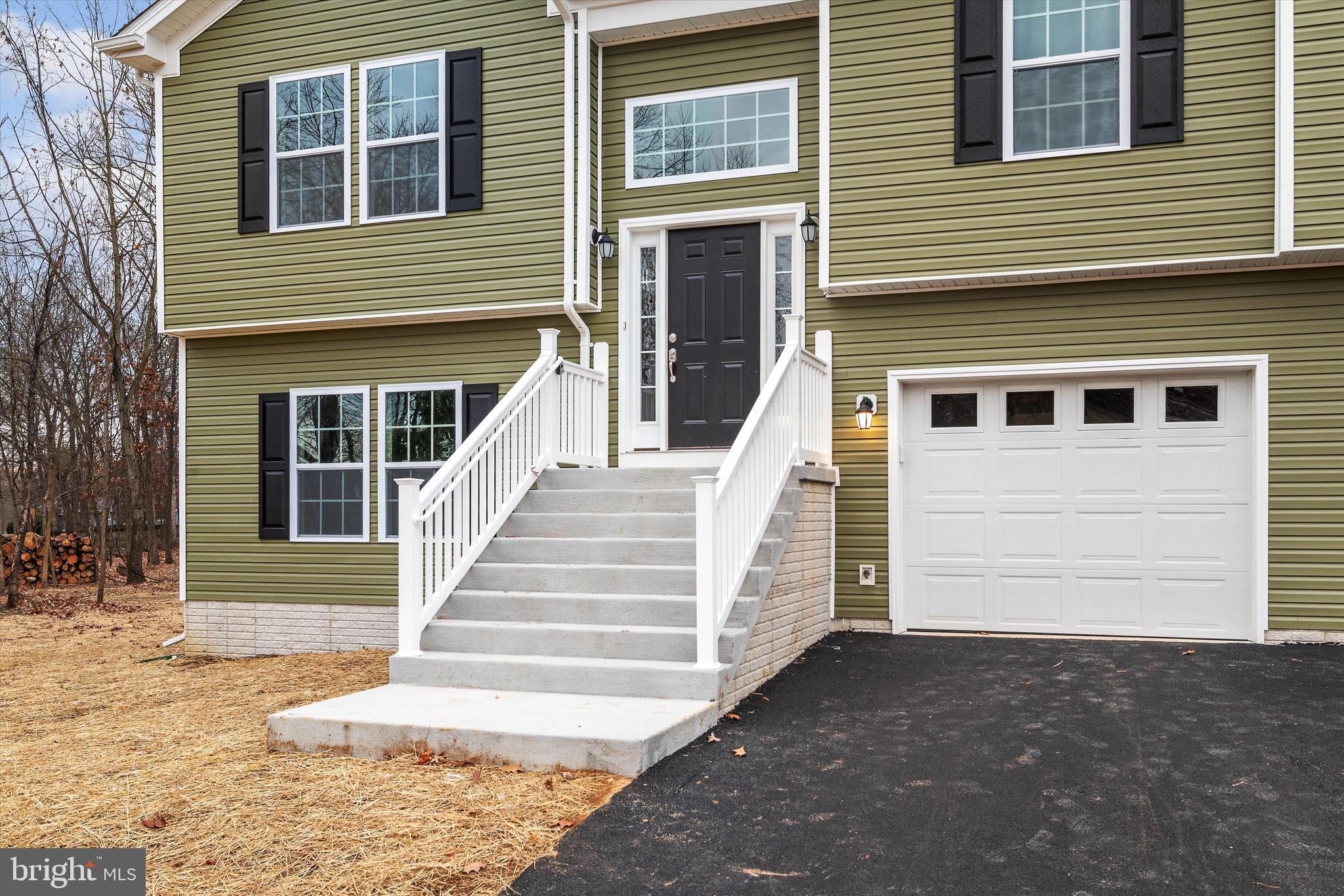 HENSELL HEIGHTS - Residential