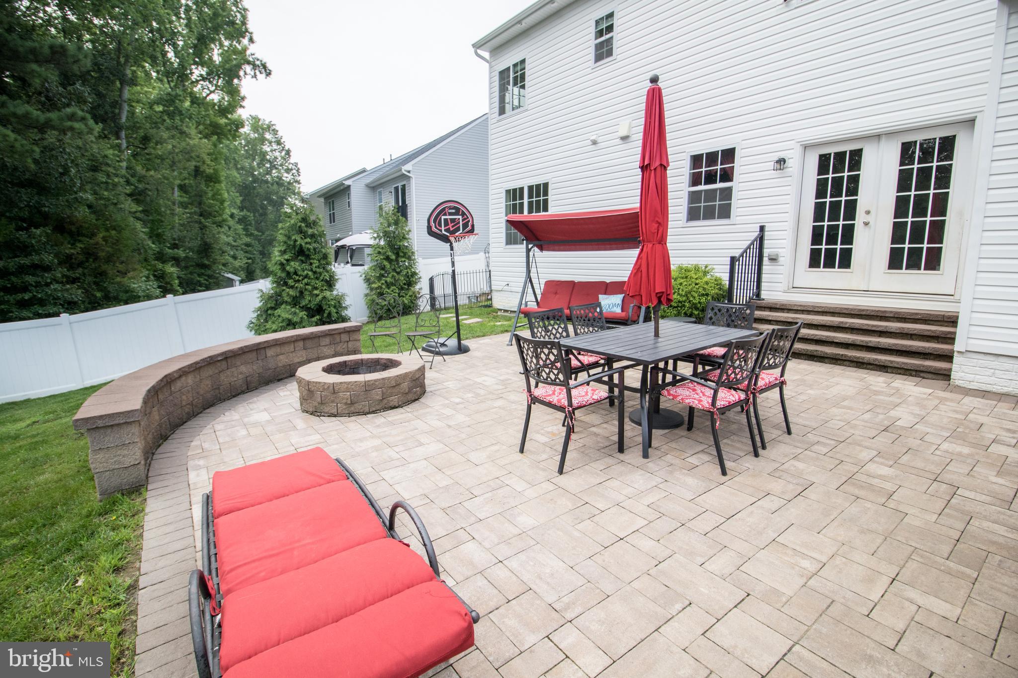 ELIZABETH HILLS PHASE 1 - Residential