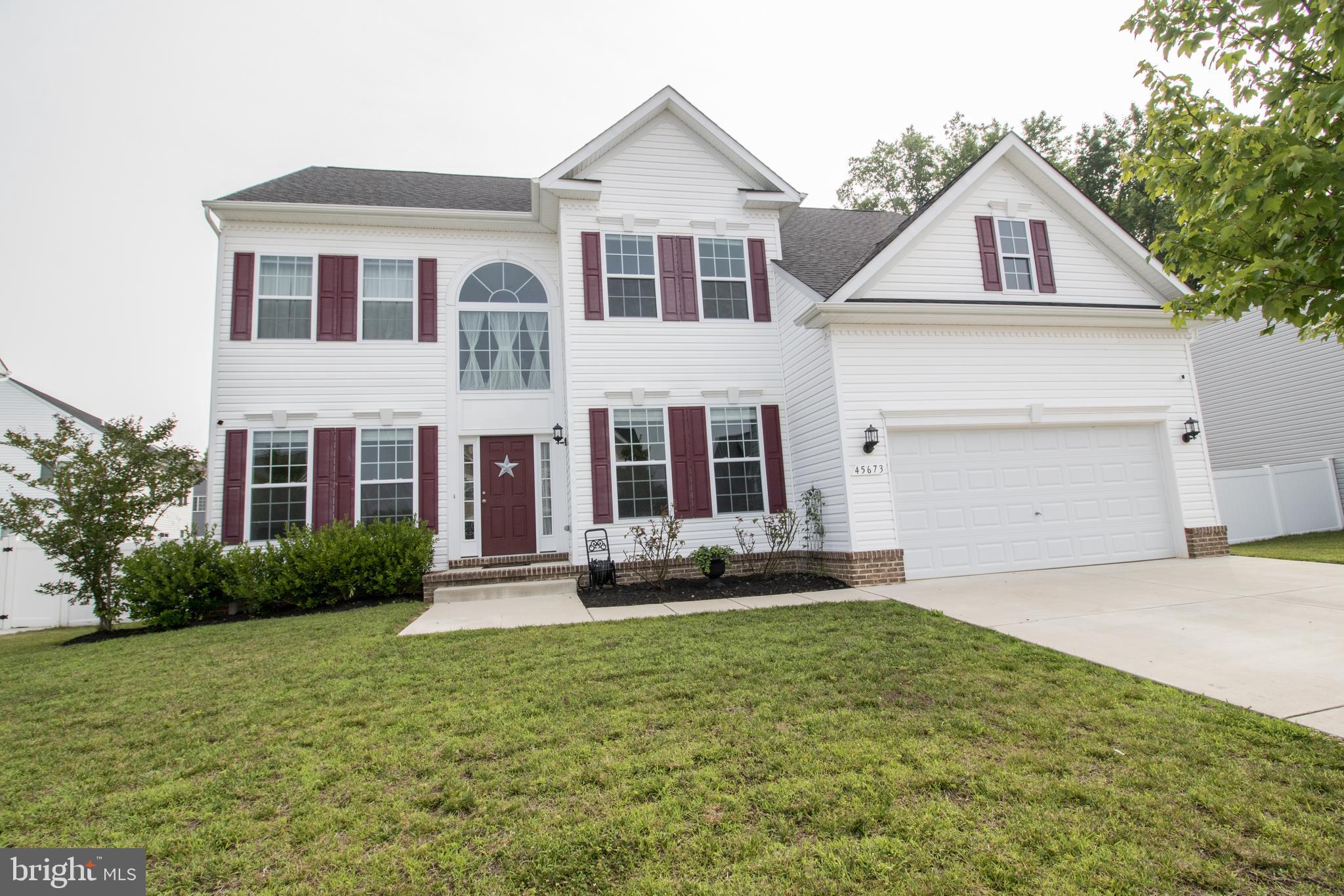 ELIZABETH HILLS PHASE 1 - Residential