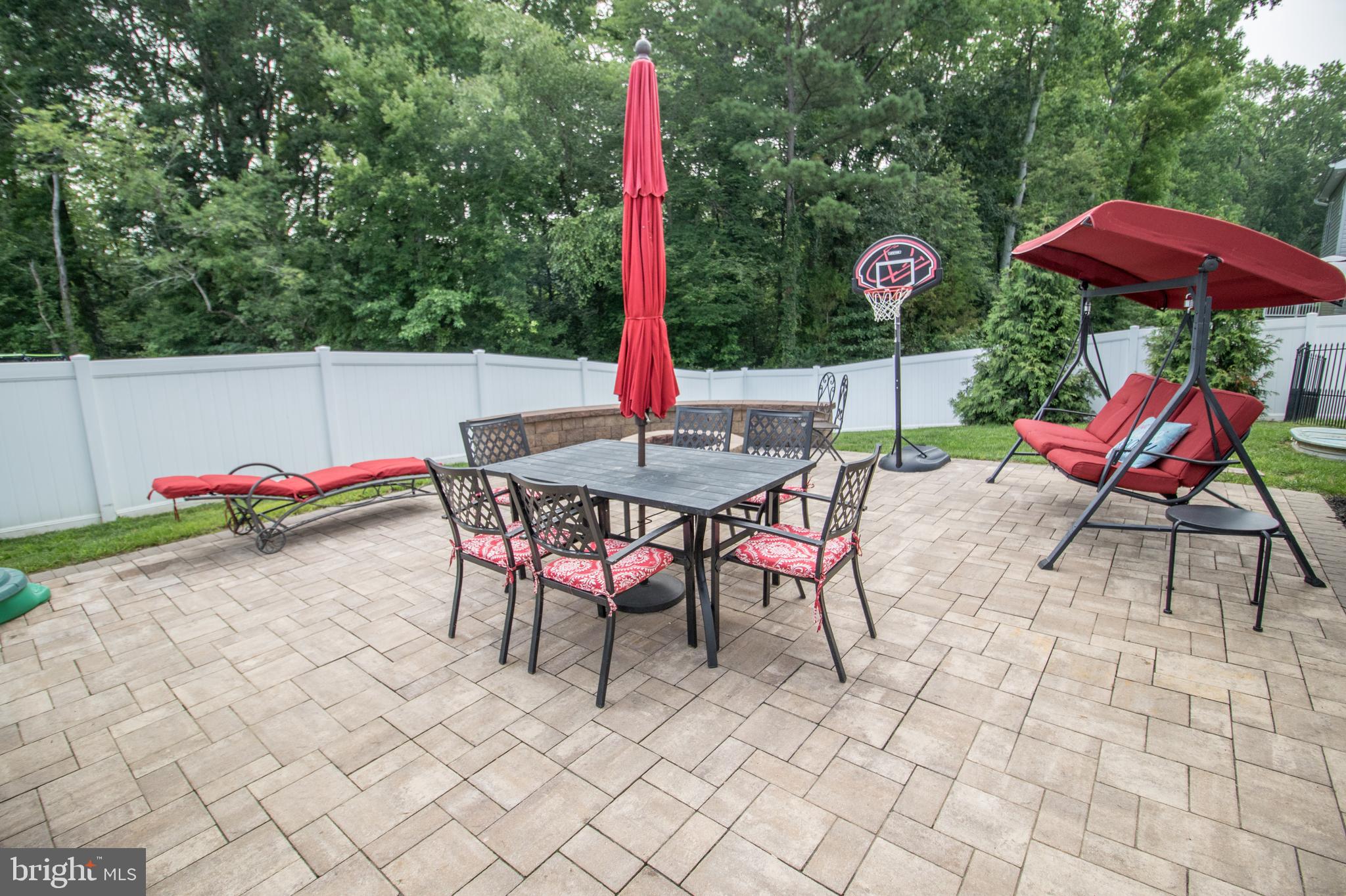 ELIZABETH HILLS PHASE 1 - Residential