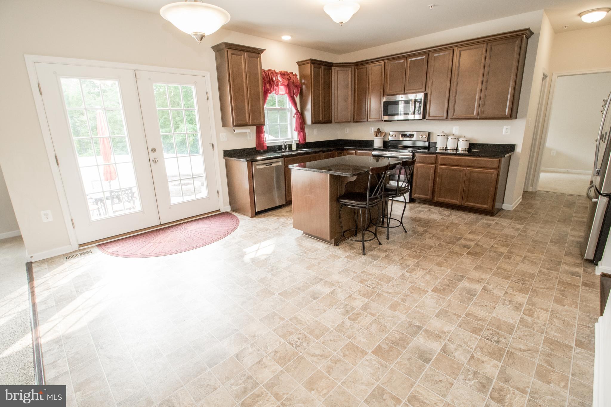 ELIZABETH HILLS PHASE 1 - Residential