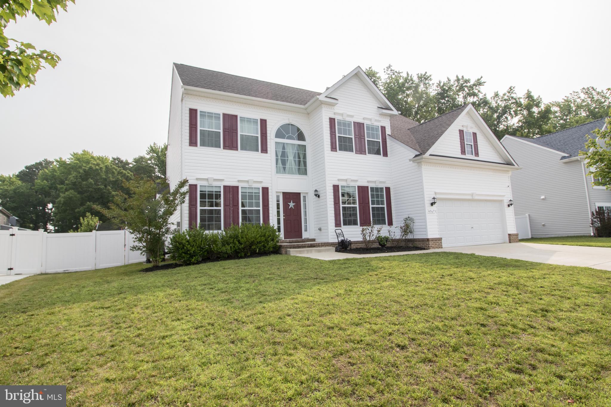 ELIZABETH HILLS PHASE 1 - Residential