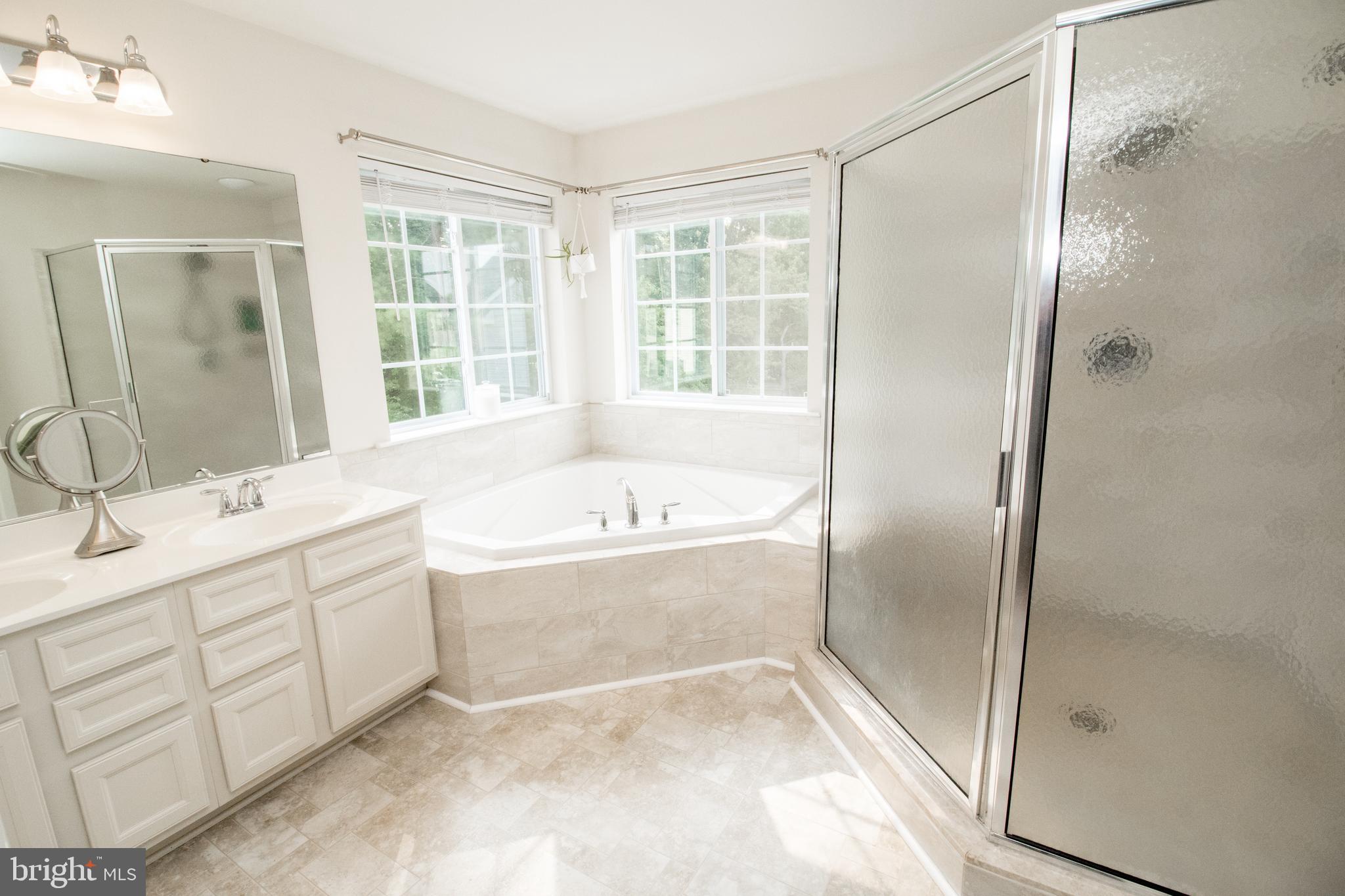 ELIZABETH HILLS PHASE 1 - Residential