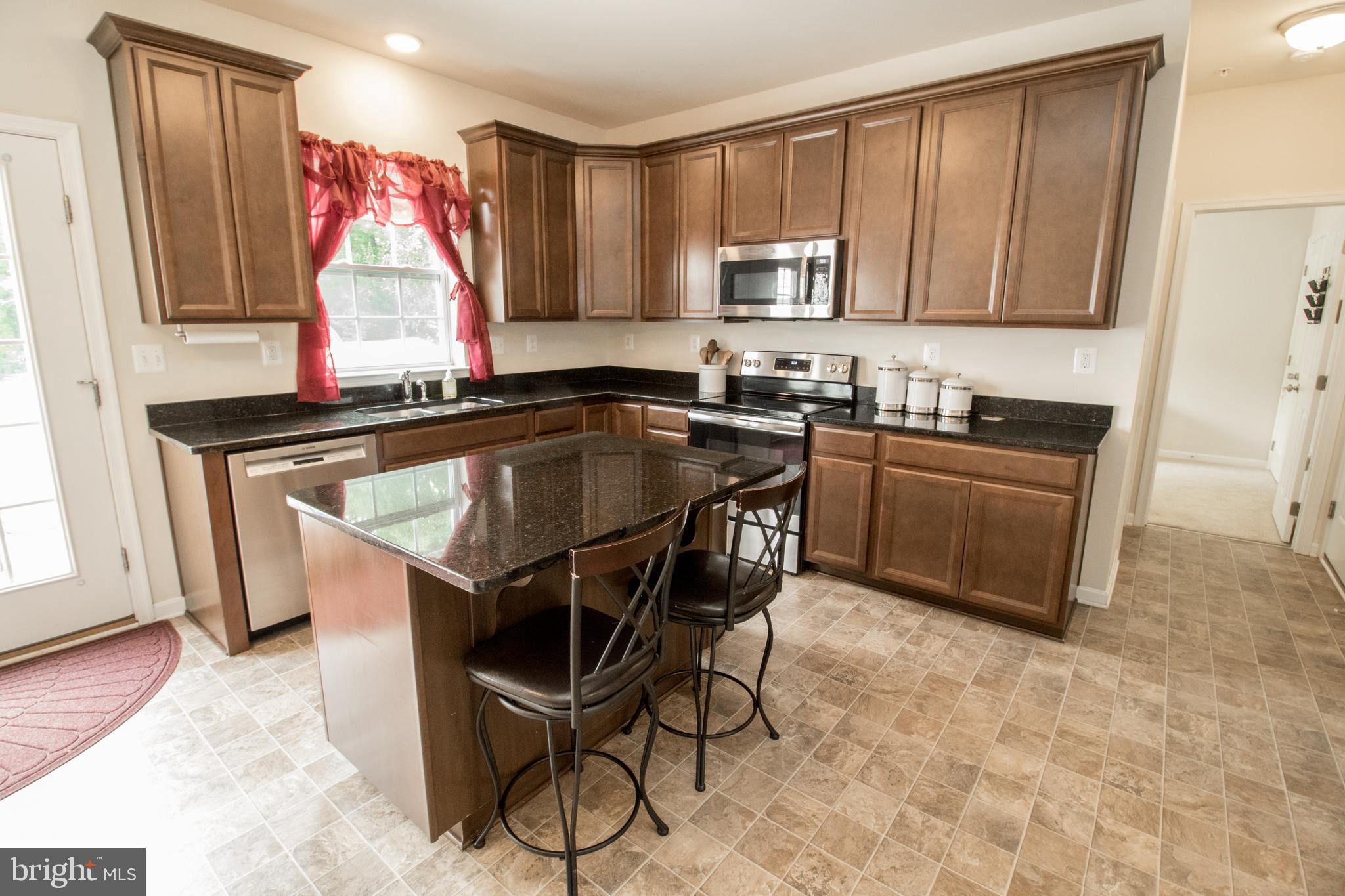 ELIZABETH HILLS PHASE 1 - Residential