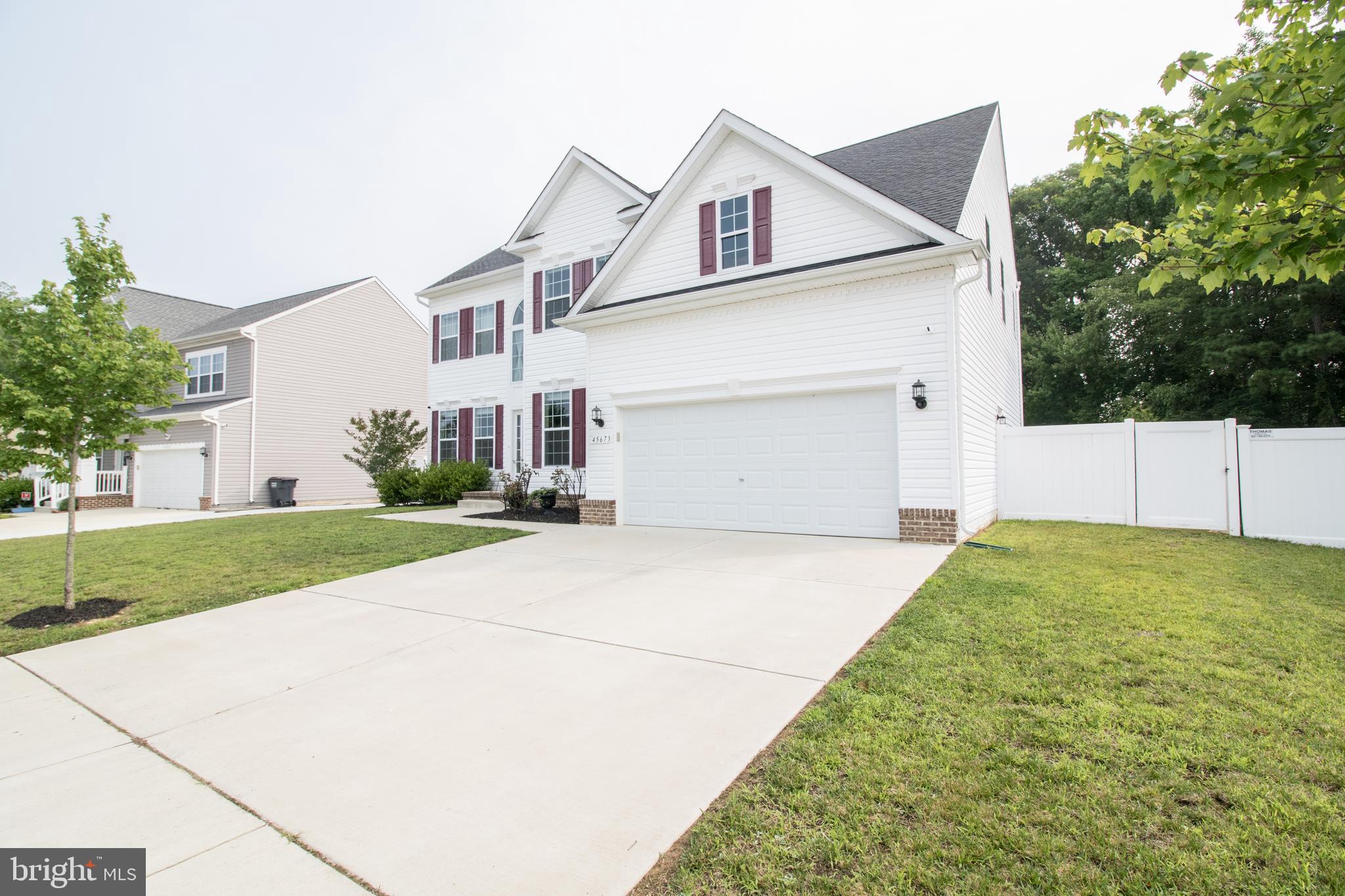 ELIZABETH HILLS PHASE 1 - Residential