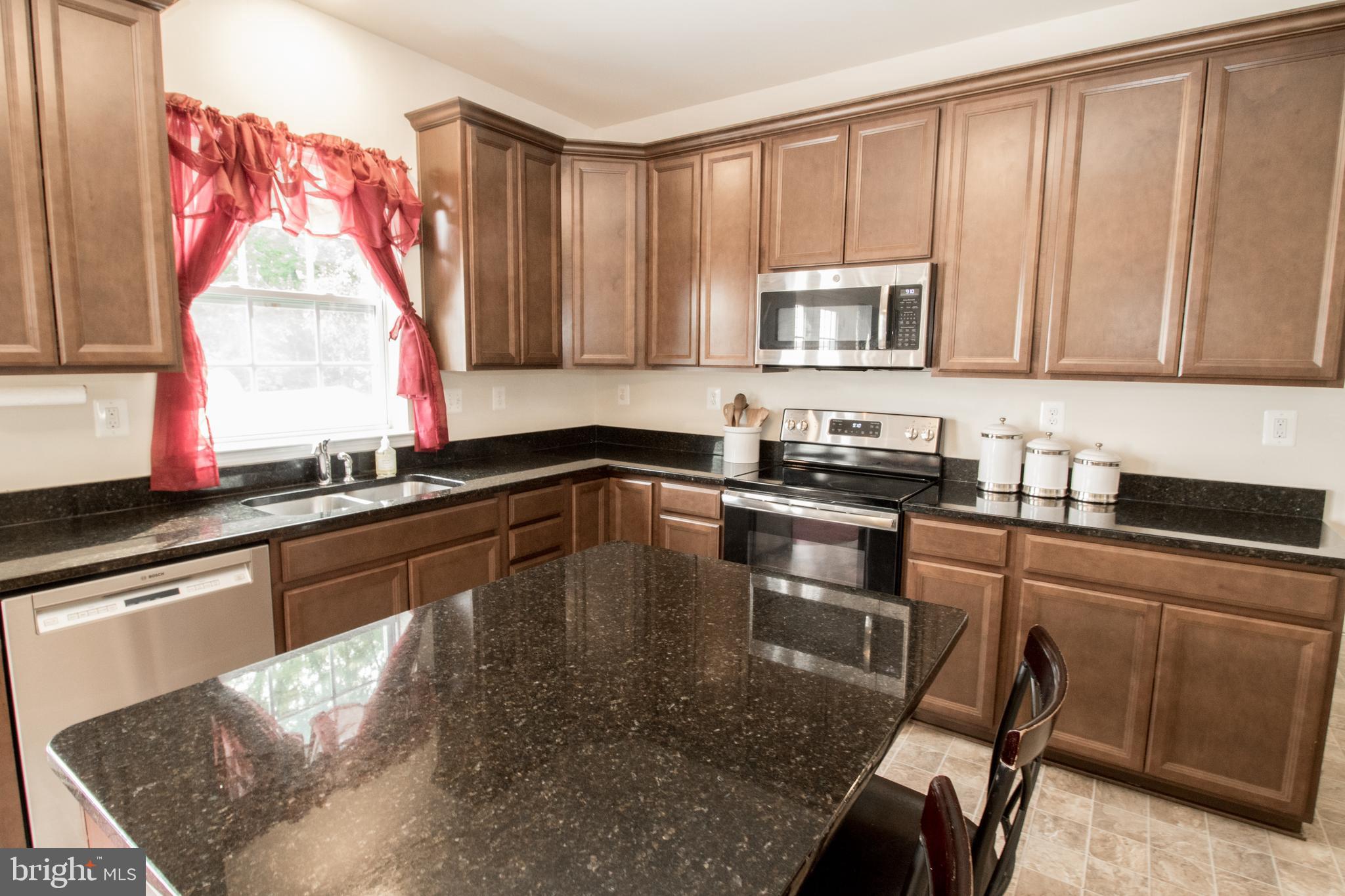 ELIZABETH HILLS PHASE 1 - Residential