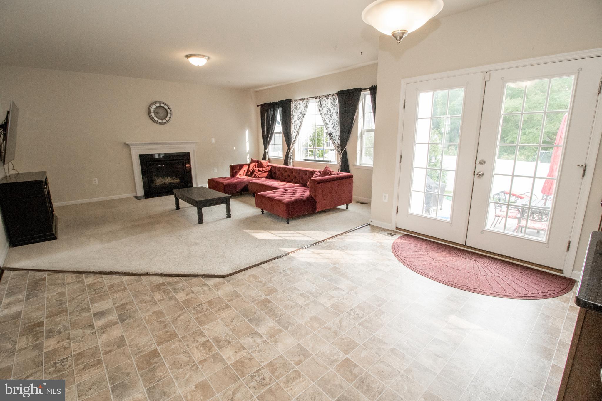 ELIZABETH HILLS PHASE 1 - Residential