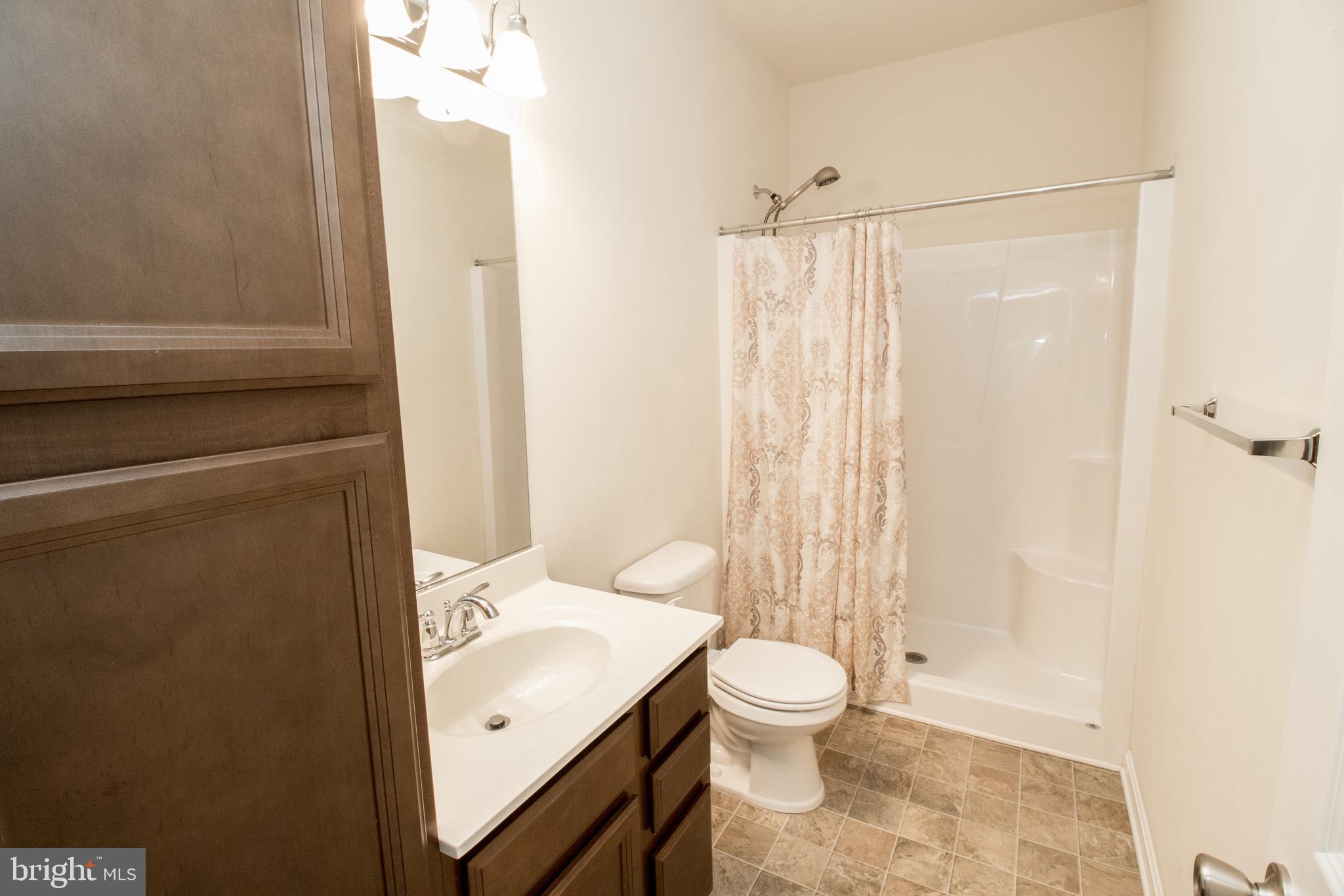 ELIZABETH HILLS PHASE 1 - Residential