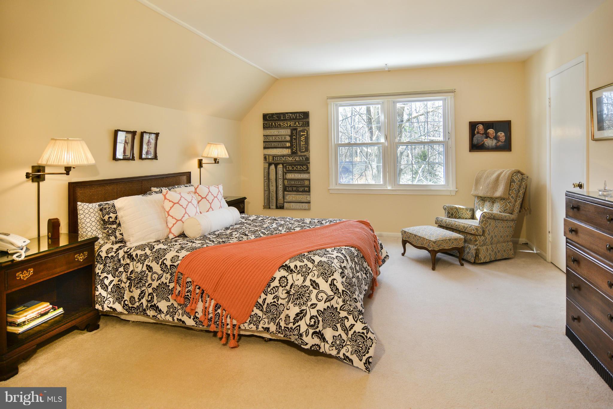 CLARKES LANDING - Residential