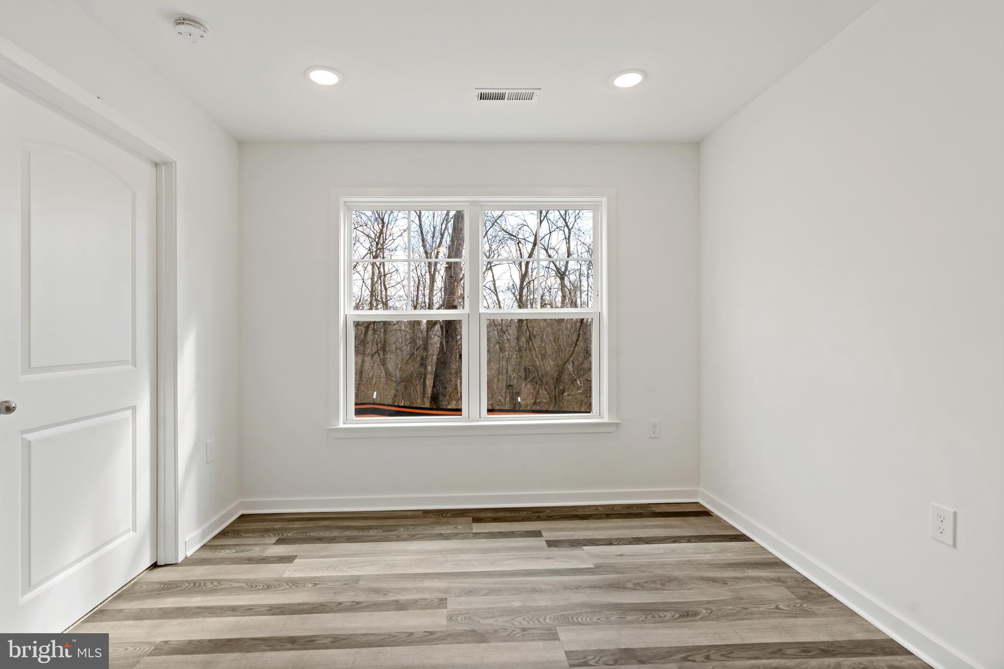 HARVEST GLEN - Residential