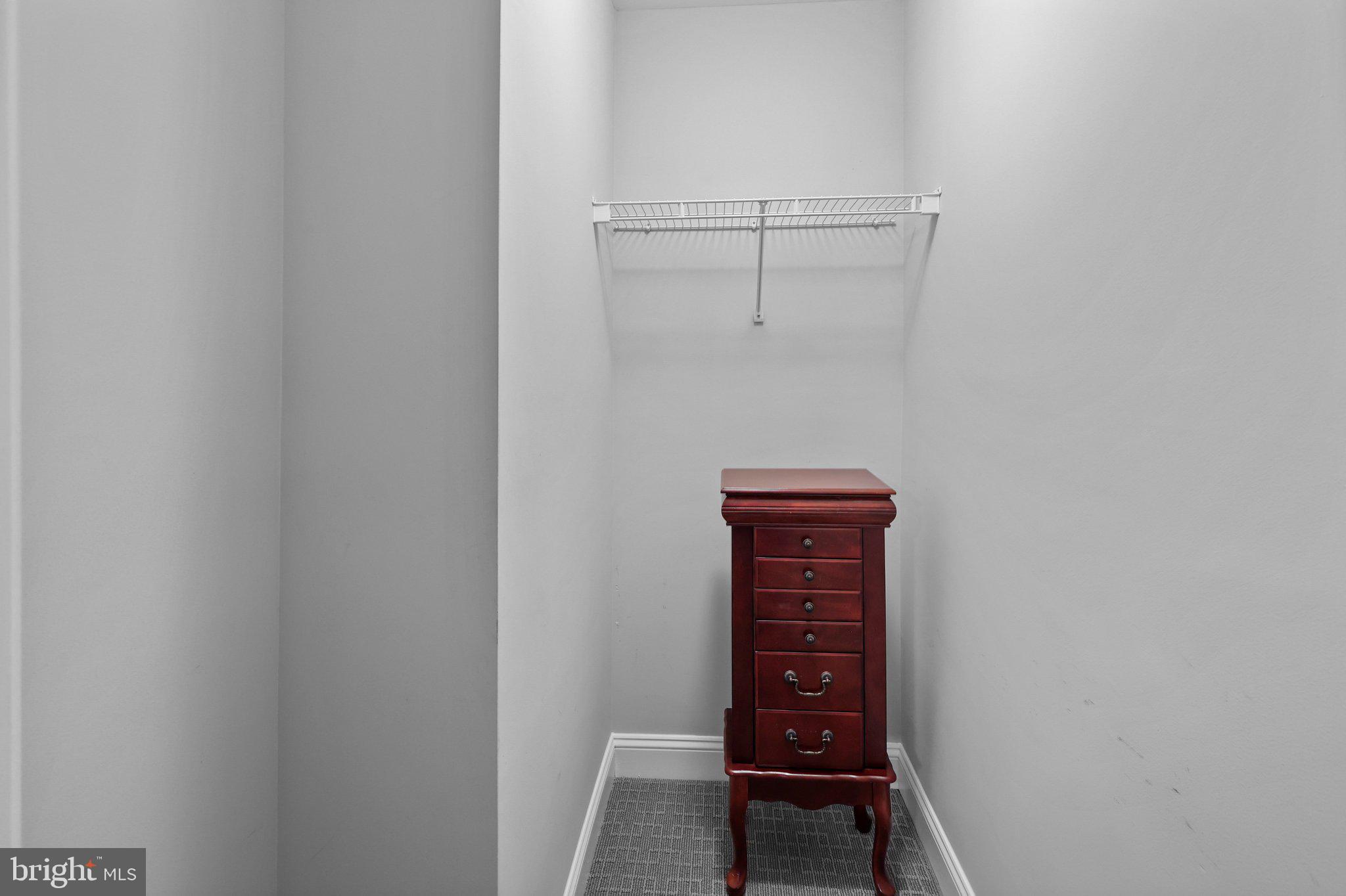 EAGLES MERE - Residential